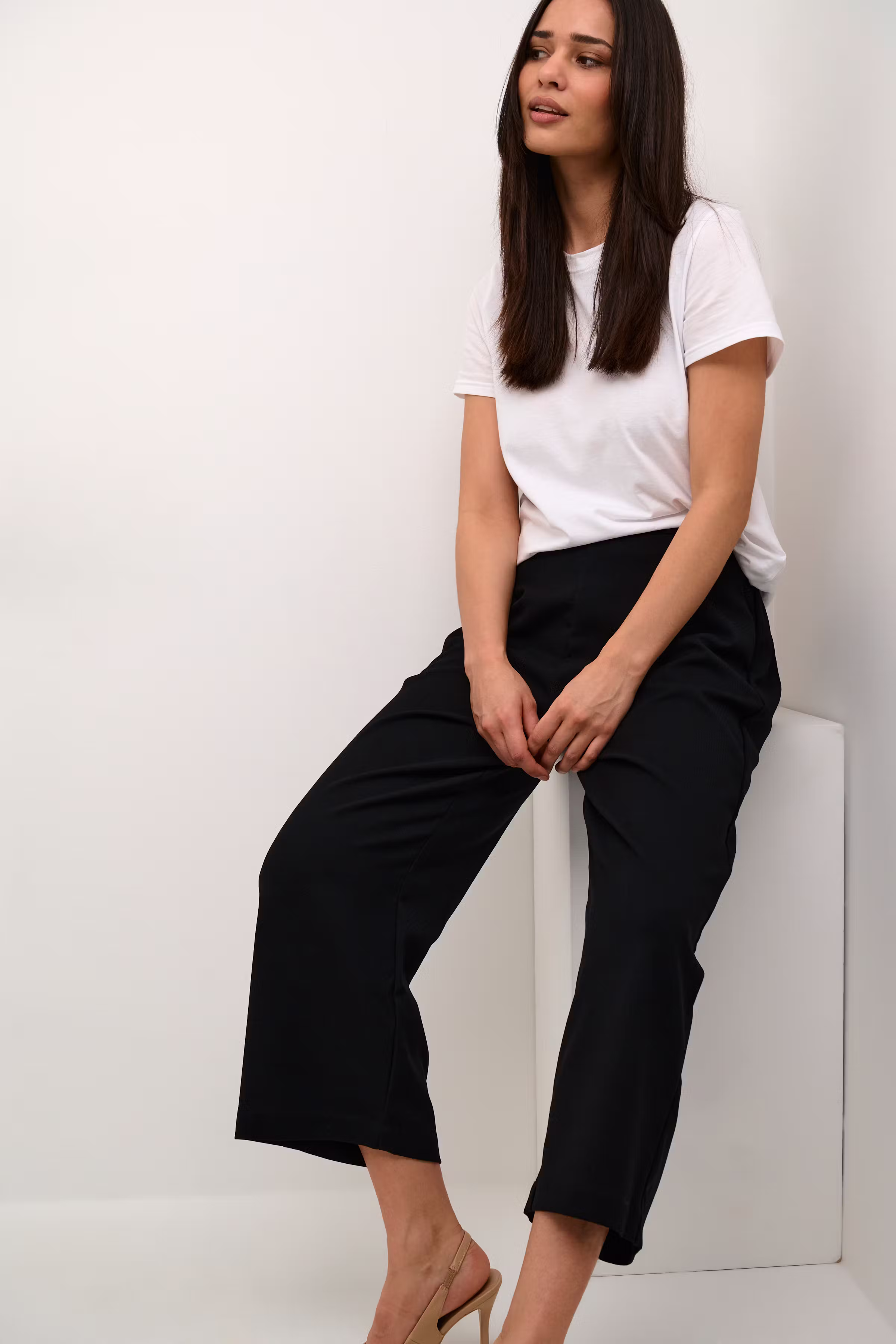 KAmerle Hose LOOKBOOK DETAIL 10509188-100121