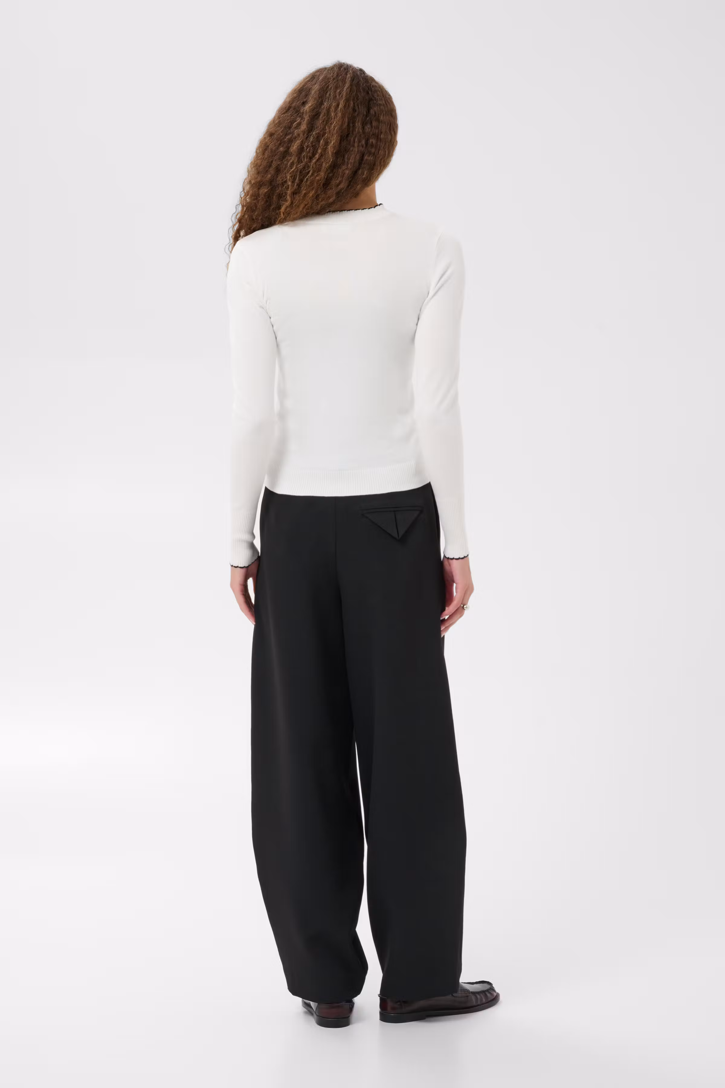 KAlizza Pullover LOOKBOOK BACK 10512581-110602