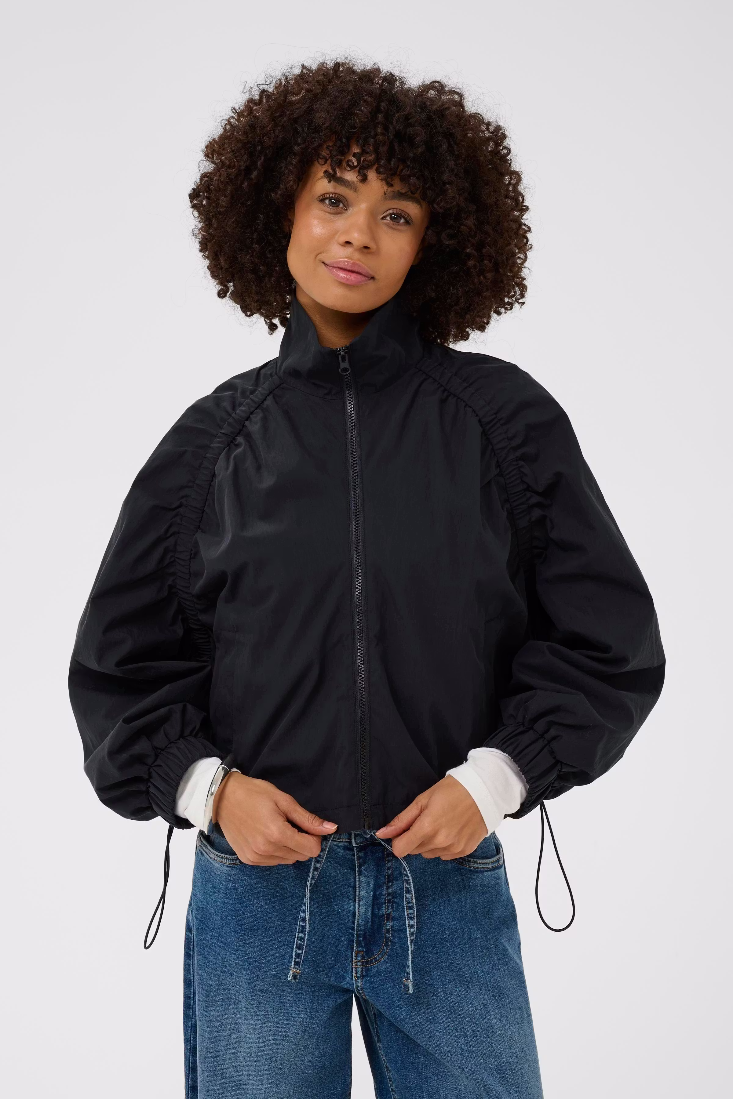 CUcornelie Short sporty jacket LOOKBOOK FRONT 50112675-500012