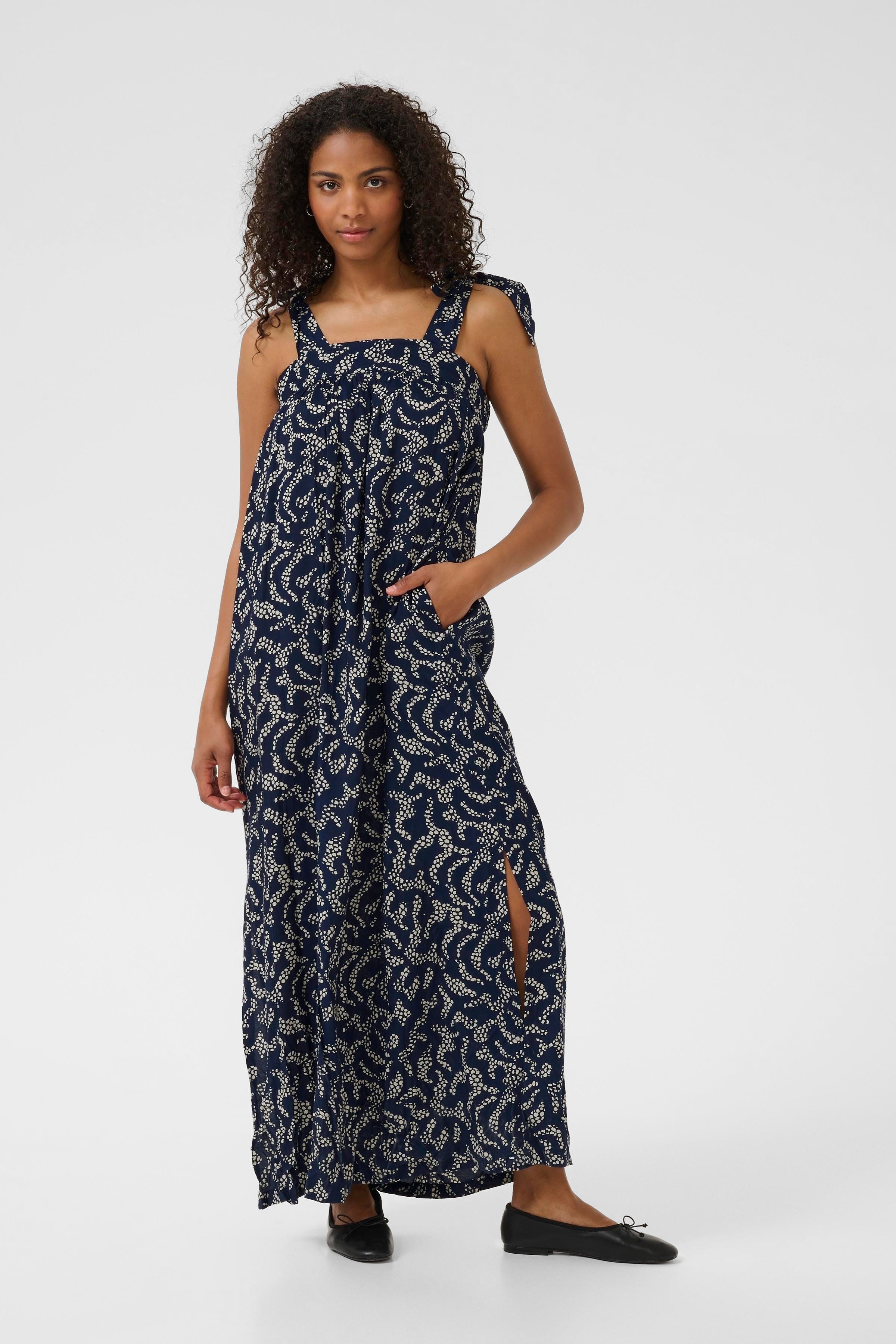 KAbarton Kleid LOOKBOOK FRONT 10509912-107419