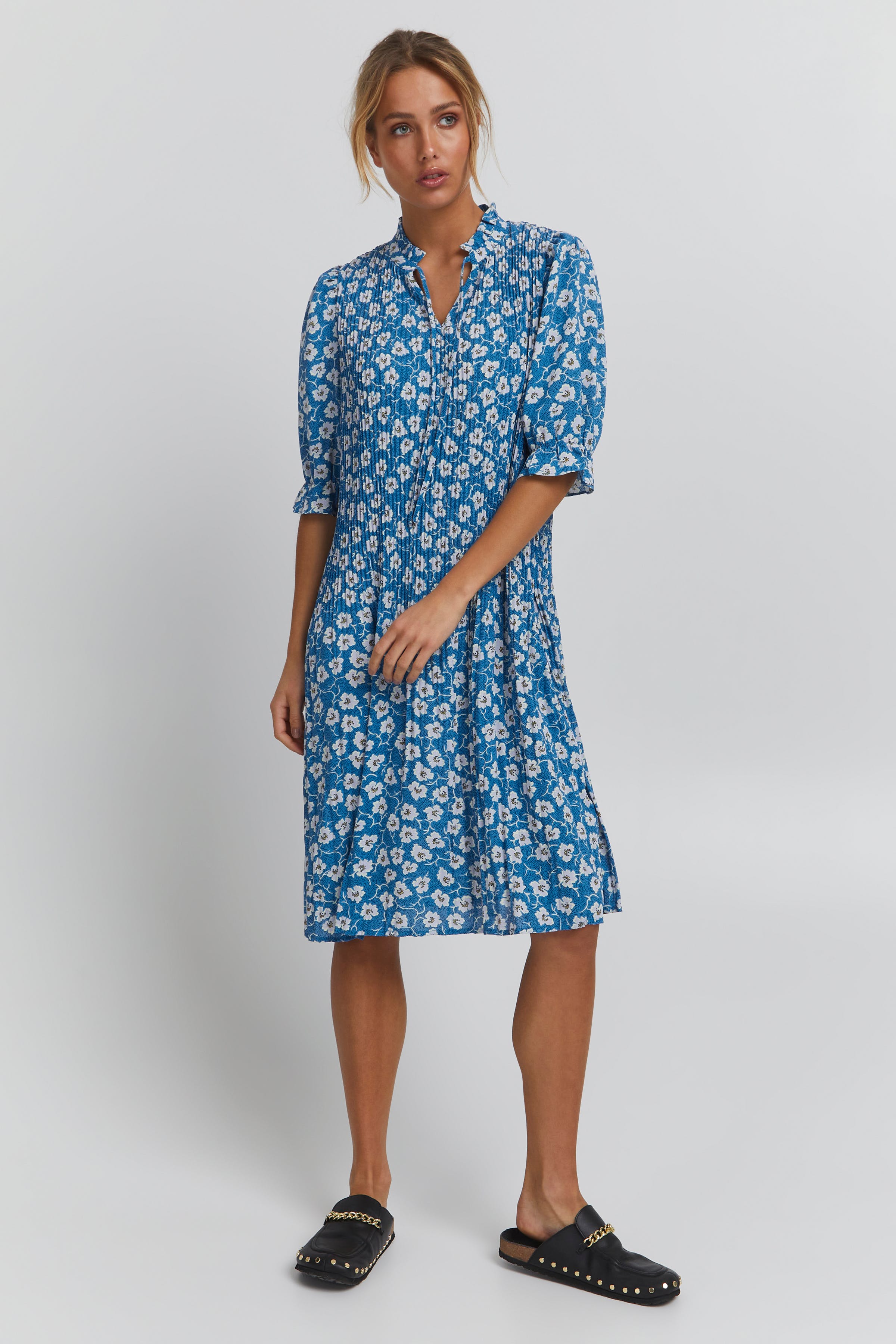 Dress LOOKBOOK FRONT 20117781-184140