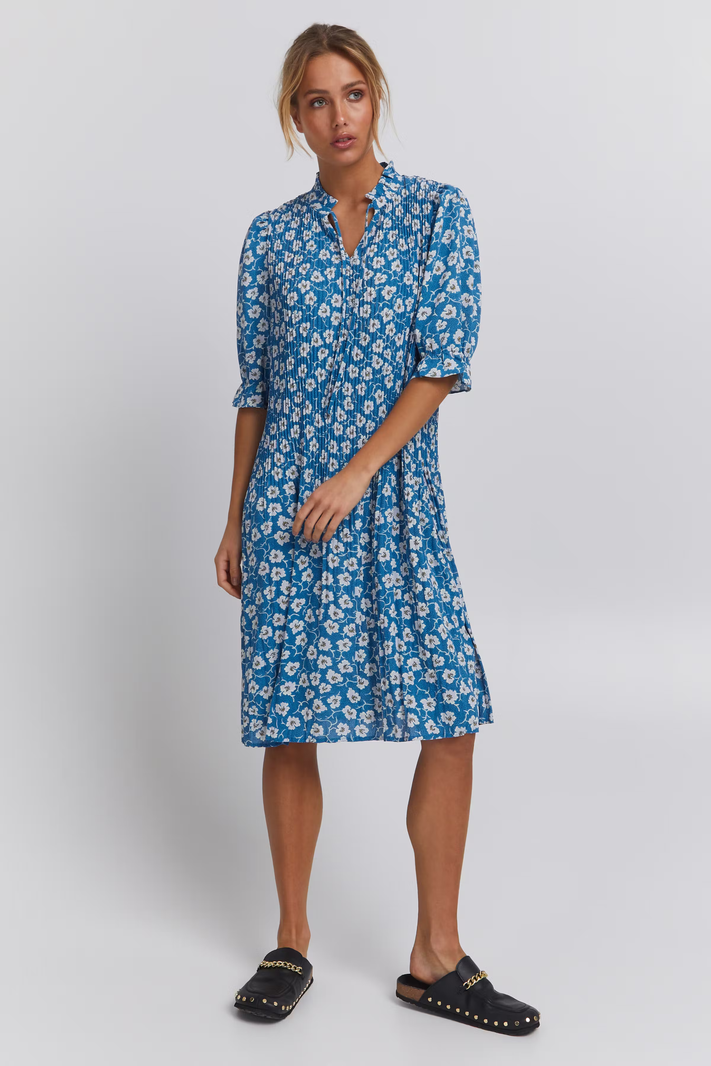 Kleid LOOKBOOK FRONT 20117781-184140