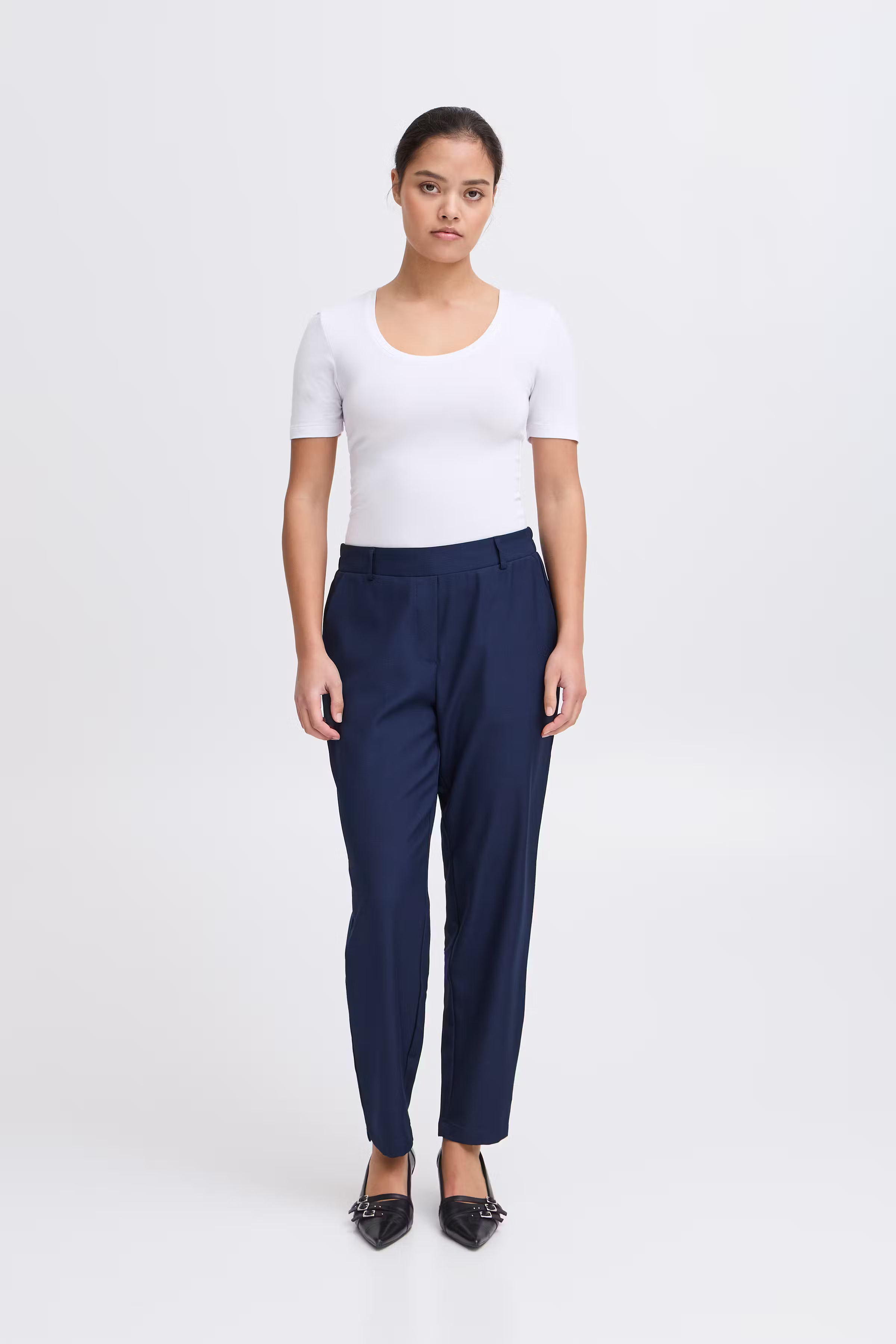 IXDORTHEA Hose LOOKBOOK FRONT 20123721-194010