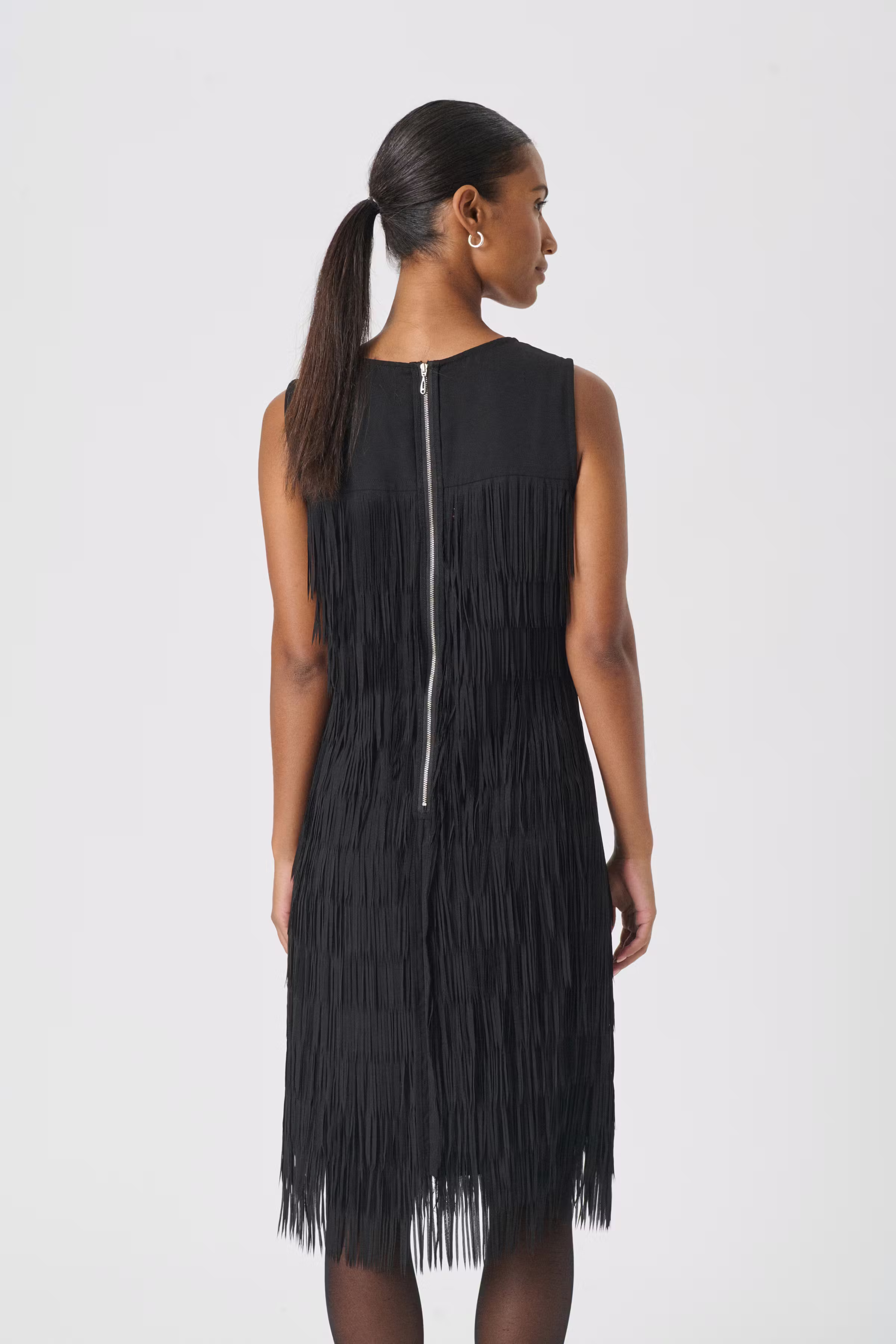 VirginiaPW Dress LOOKBOOK BACK 30310168-194008