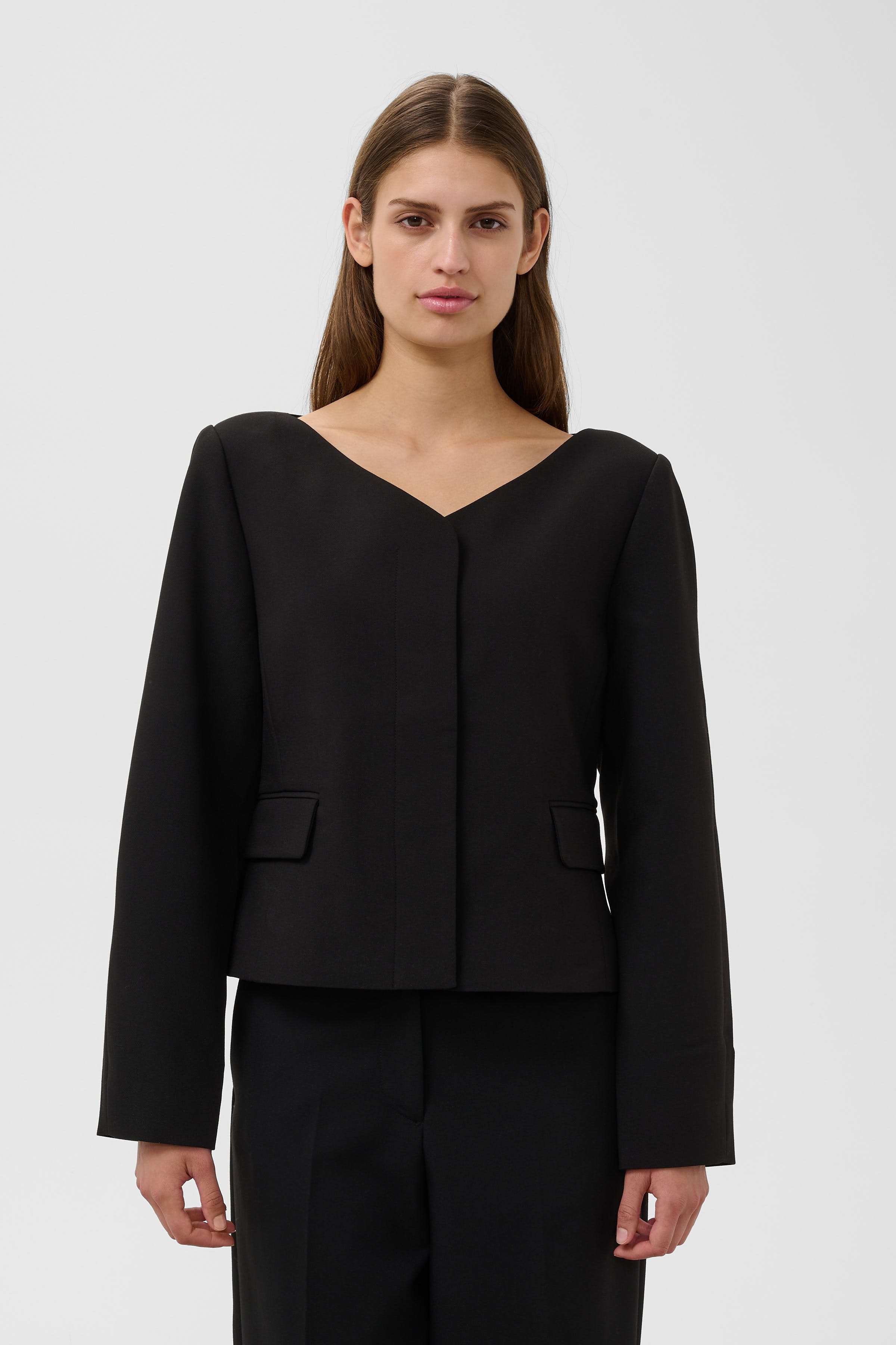 SLCorinne Blazer LOOKBOOK FRONT 30409796-194008