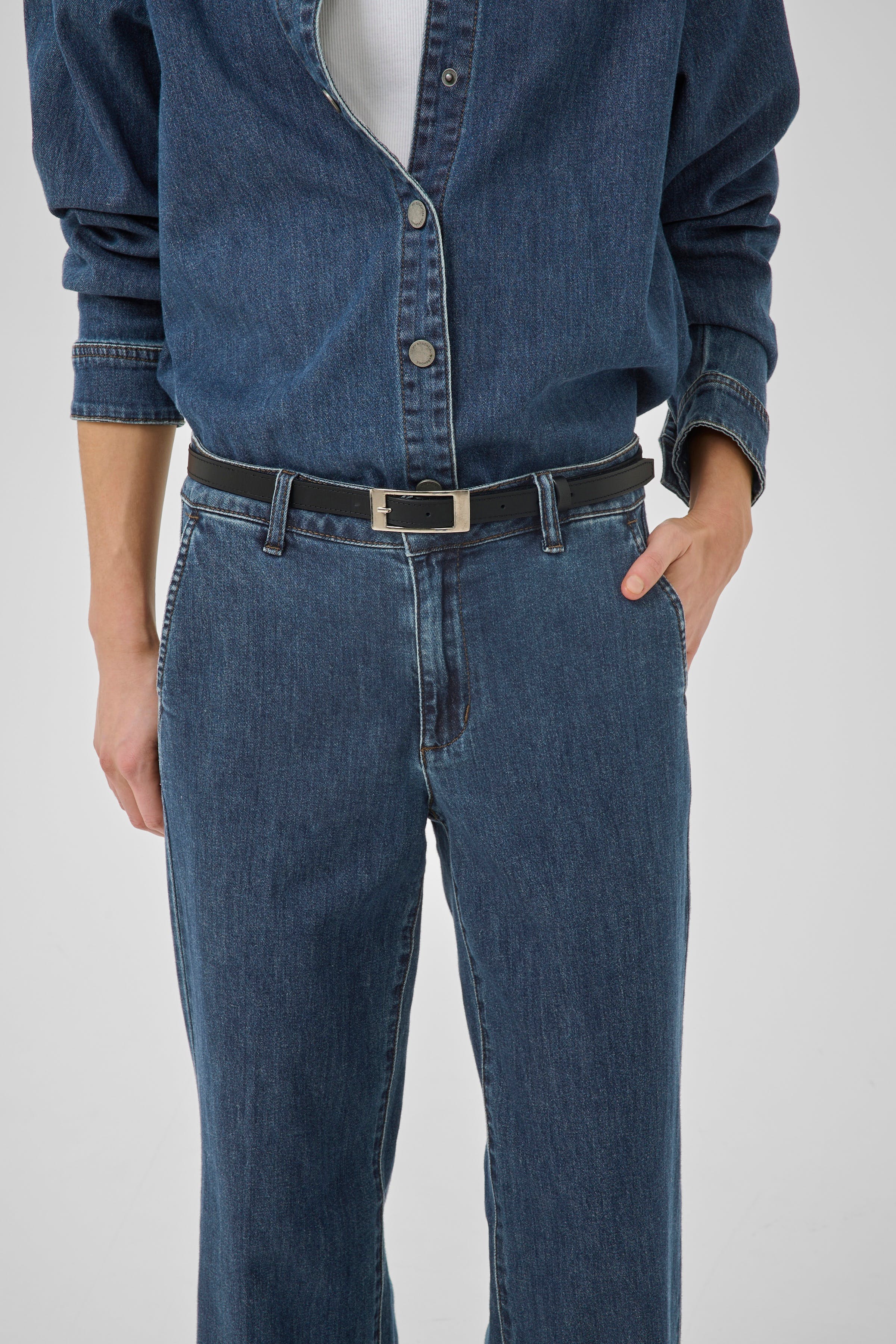 30 THE LARA 115 PANT LOCATION NONE 10705210-100061