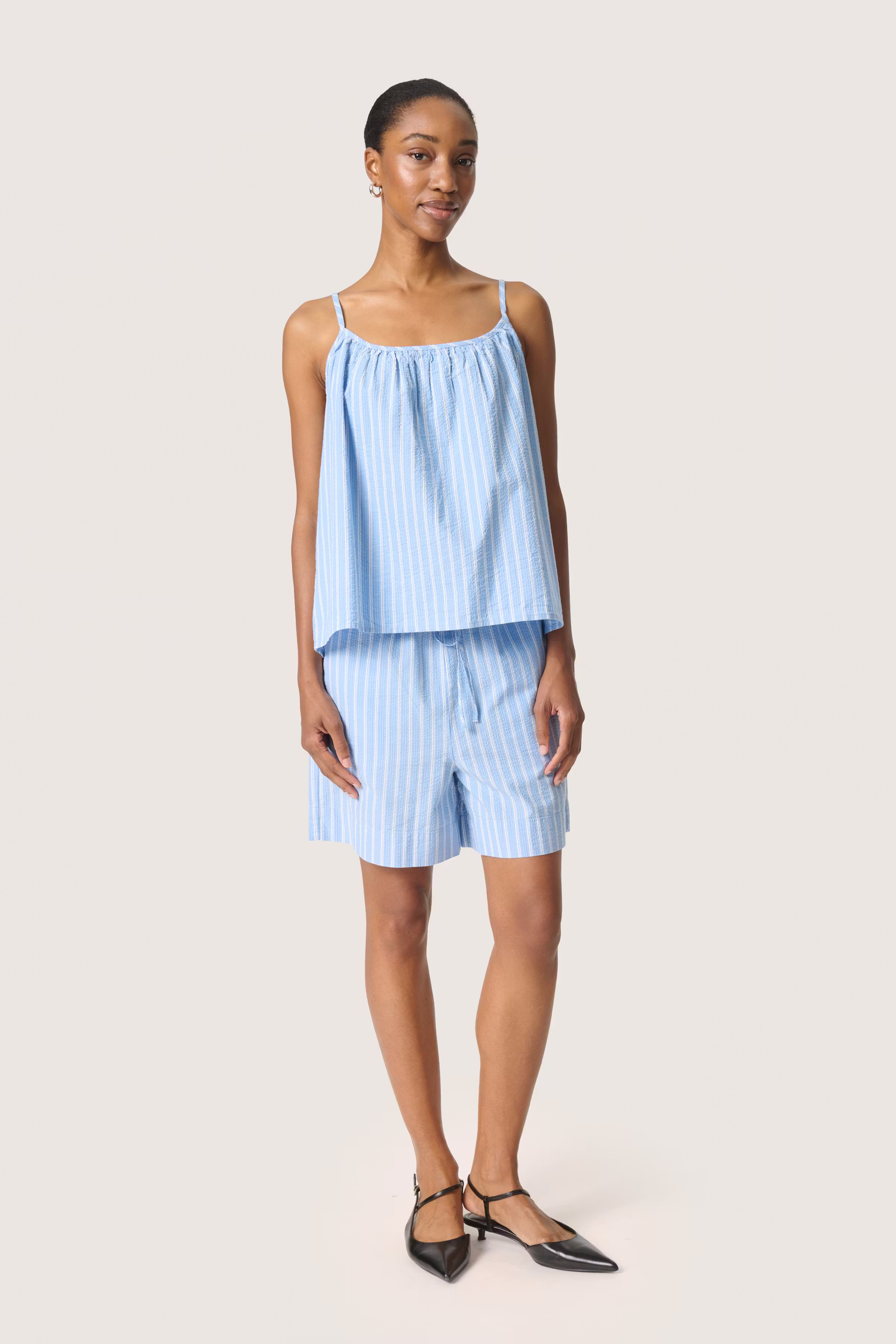 SLAnvitte Top LOOKBOOK FRONT 30408474-303926