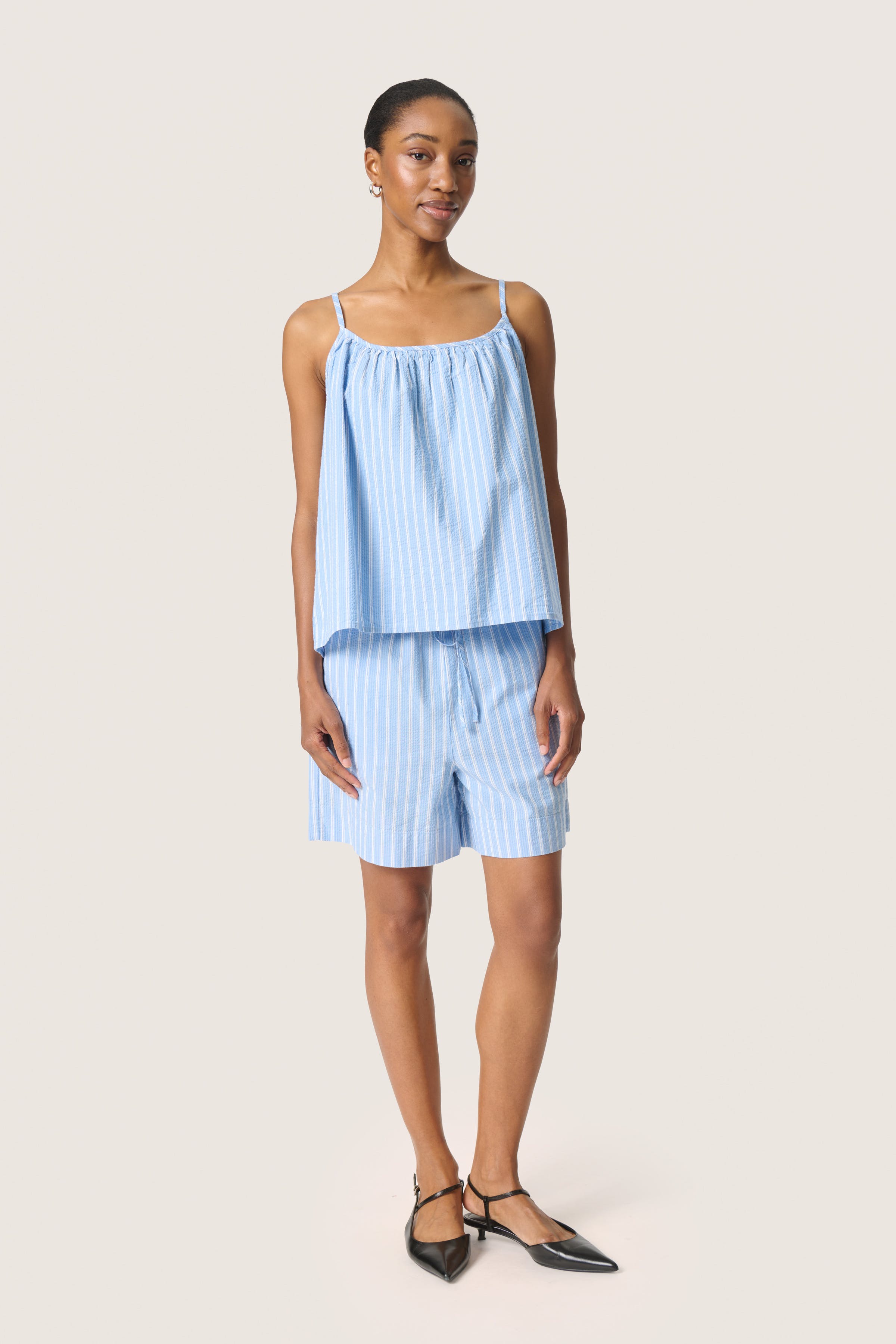 SLAnvitte Top LOOKBOOK FRONT 30408474-303926