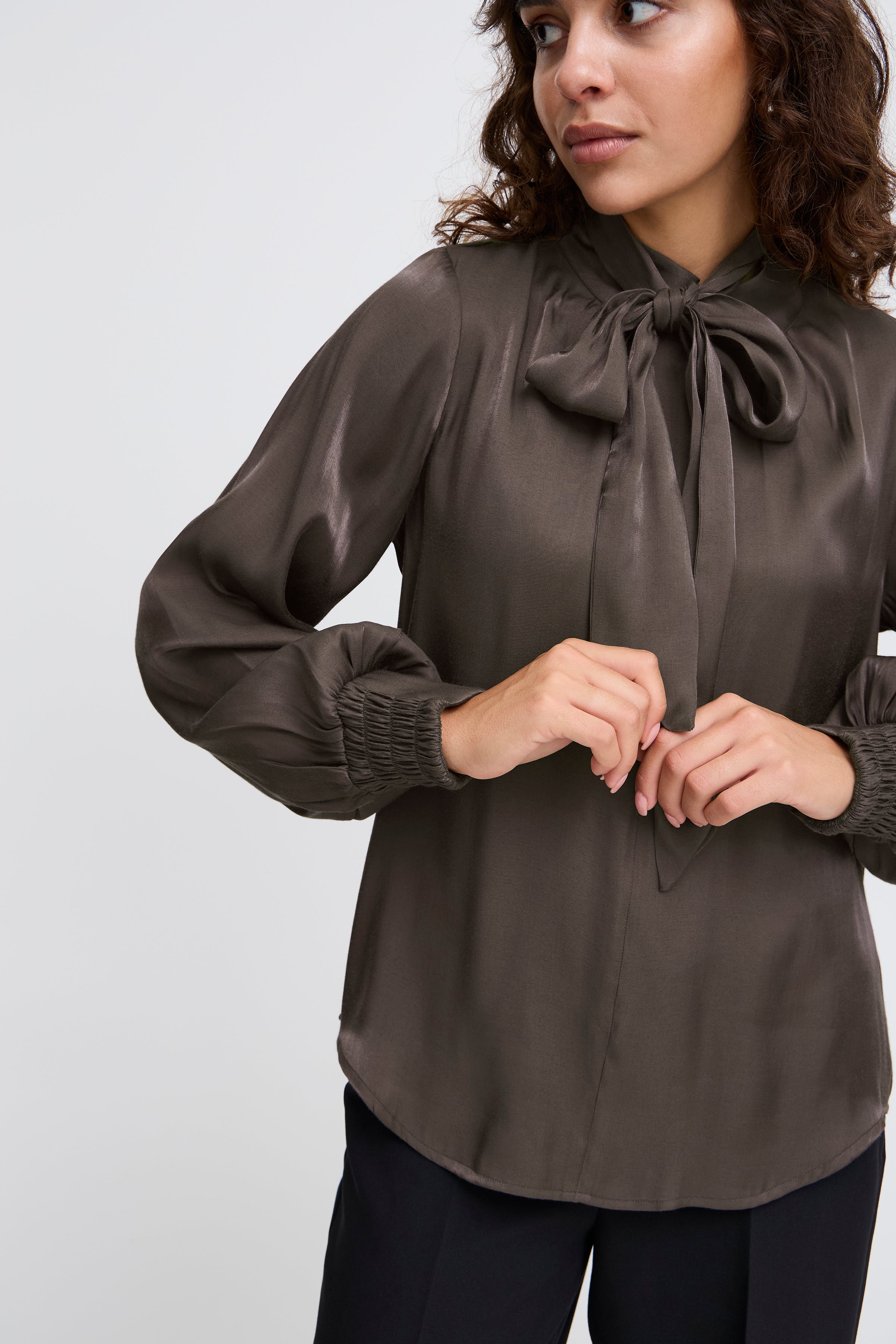 FRMONIKA Blus LOOKBOOK DETAIL 20614949-191101