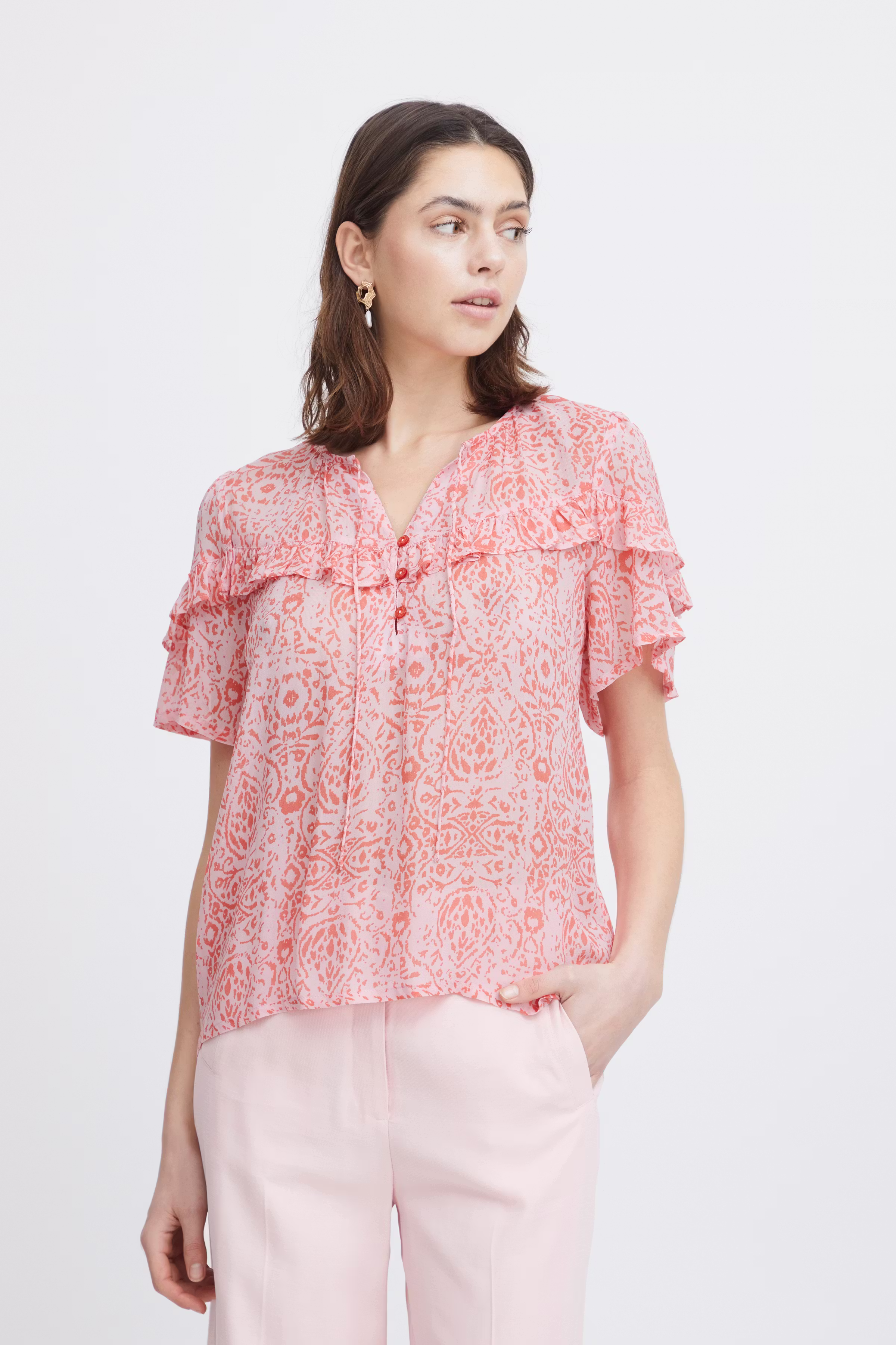 IREMIRA Blouse LOOKBOOK FRONT 20120772-202889