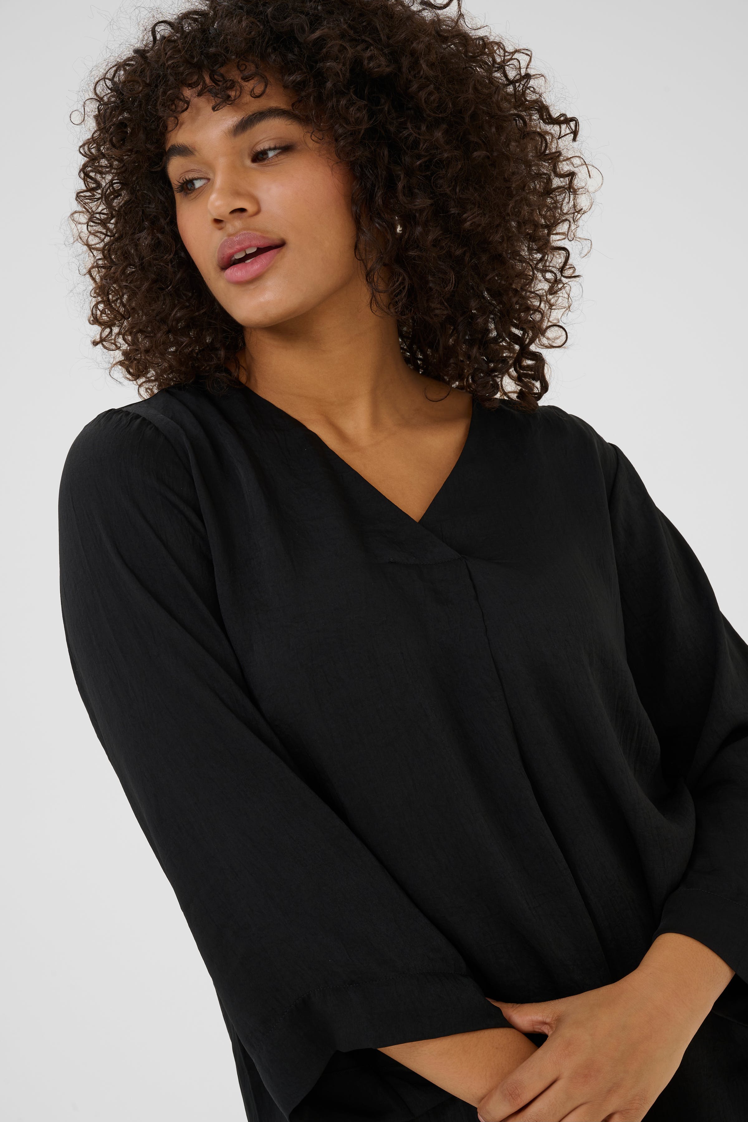 KCtinki Blouse LOOKBOOK DETAIL 10583335-100121