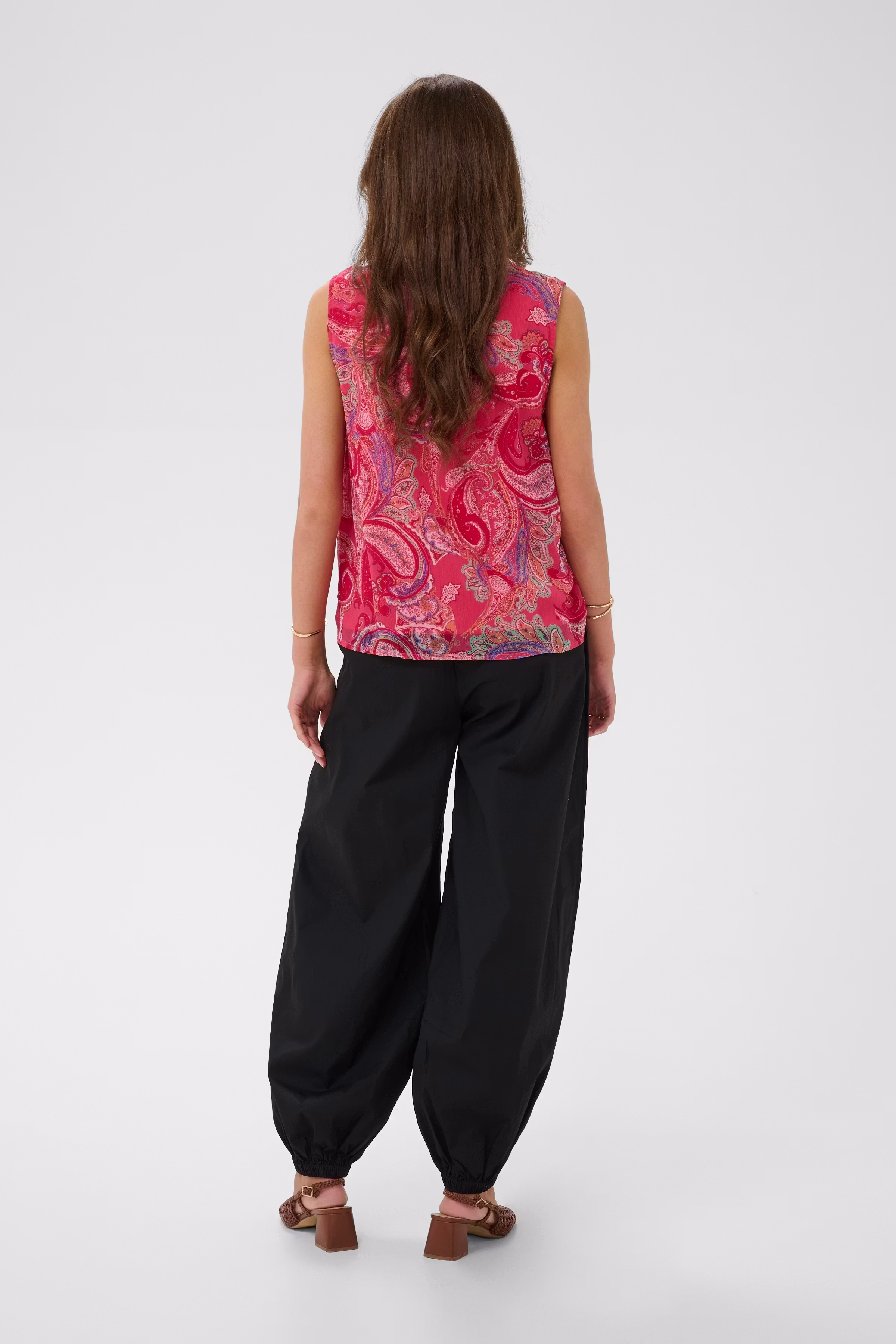 CRYuna Blouse LOOKBOOK BACK 10615793-105417