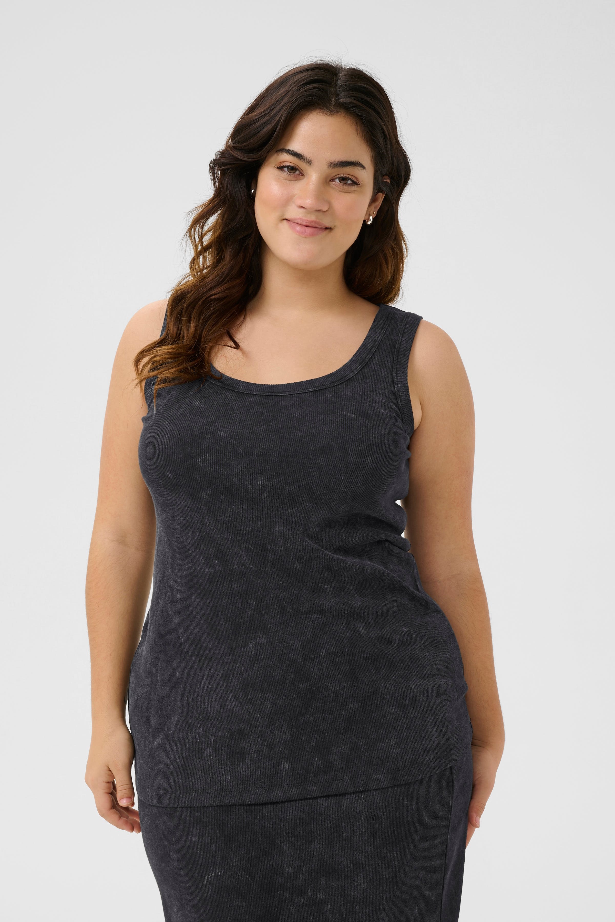 KCdalia Top LOOKBOOK FRONT 10583204-107404