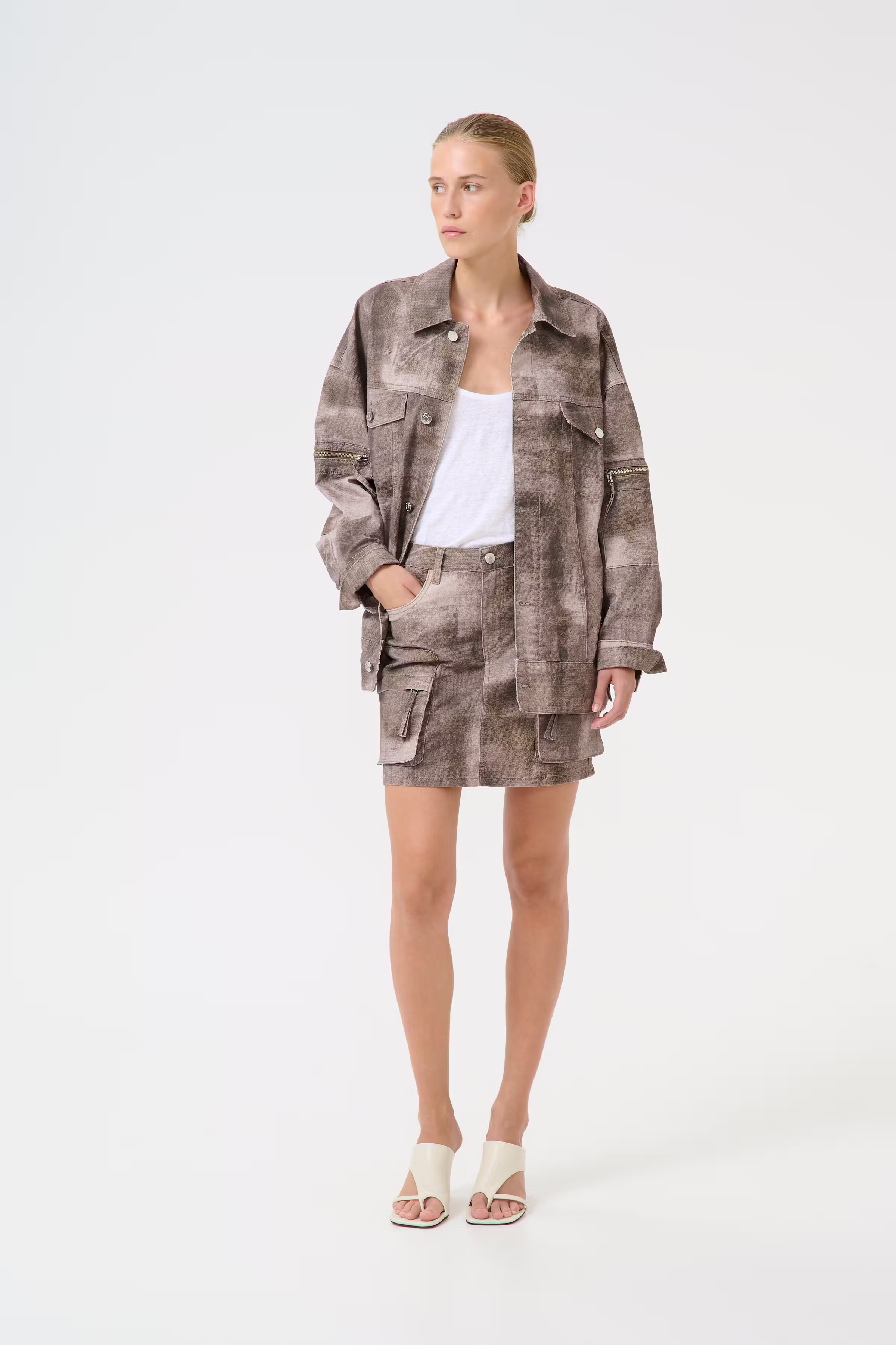 GZemelen Rock LOOKBOOK FRONT 10910155-107547