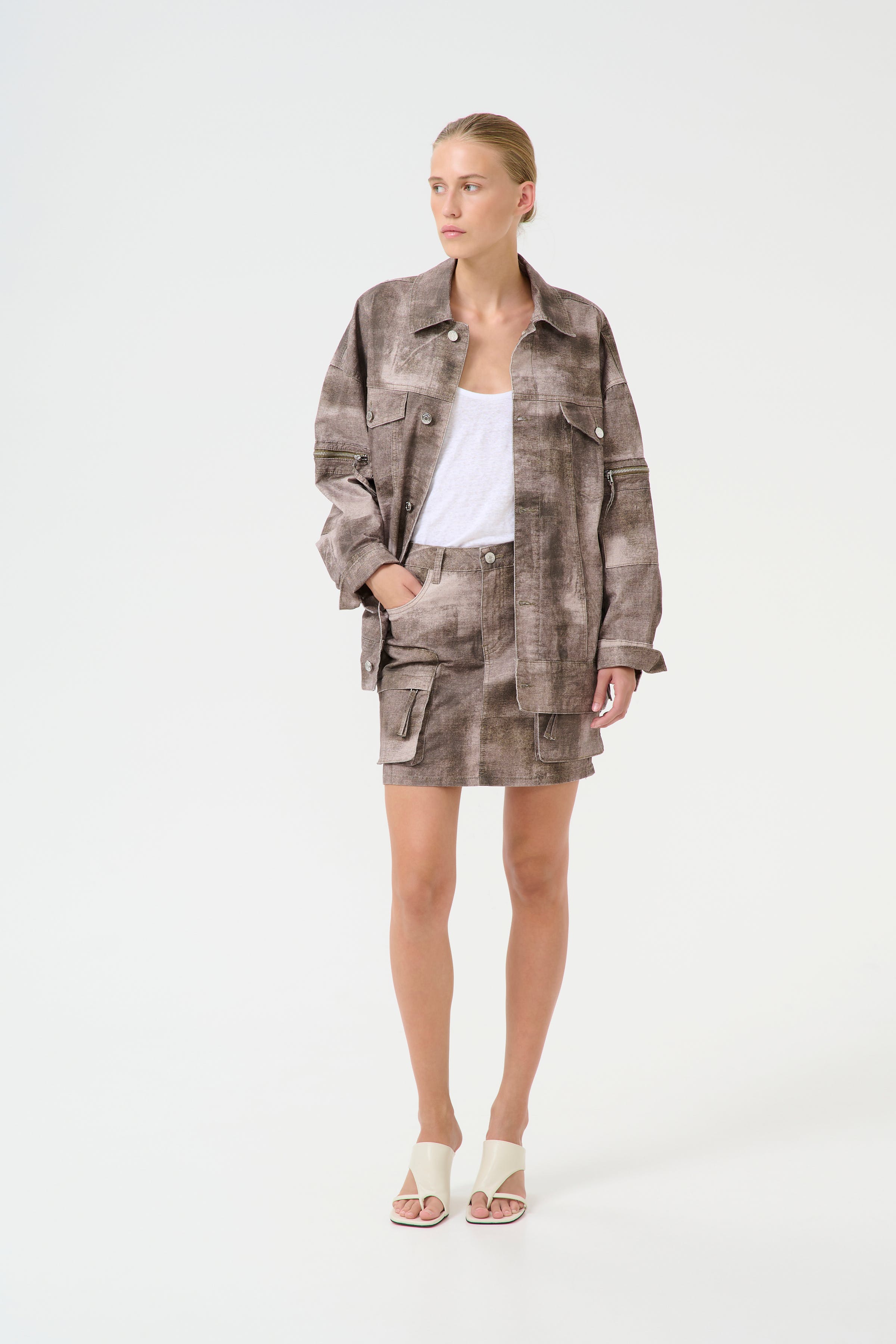 GZemelen Rock LOOKBOOK FRONT 10910155-107547