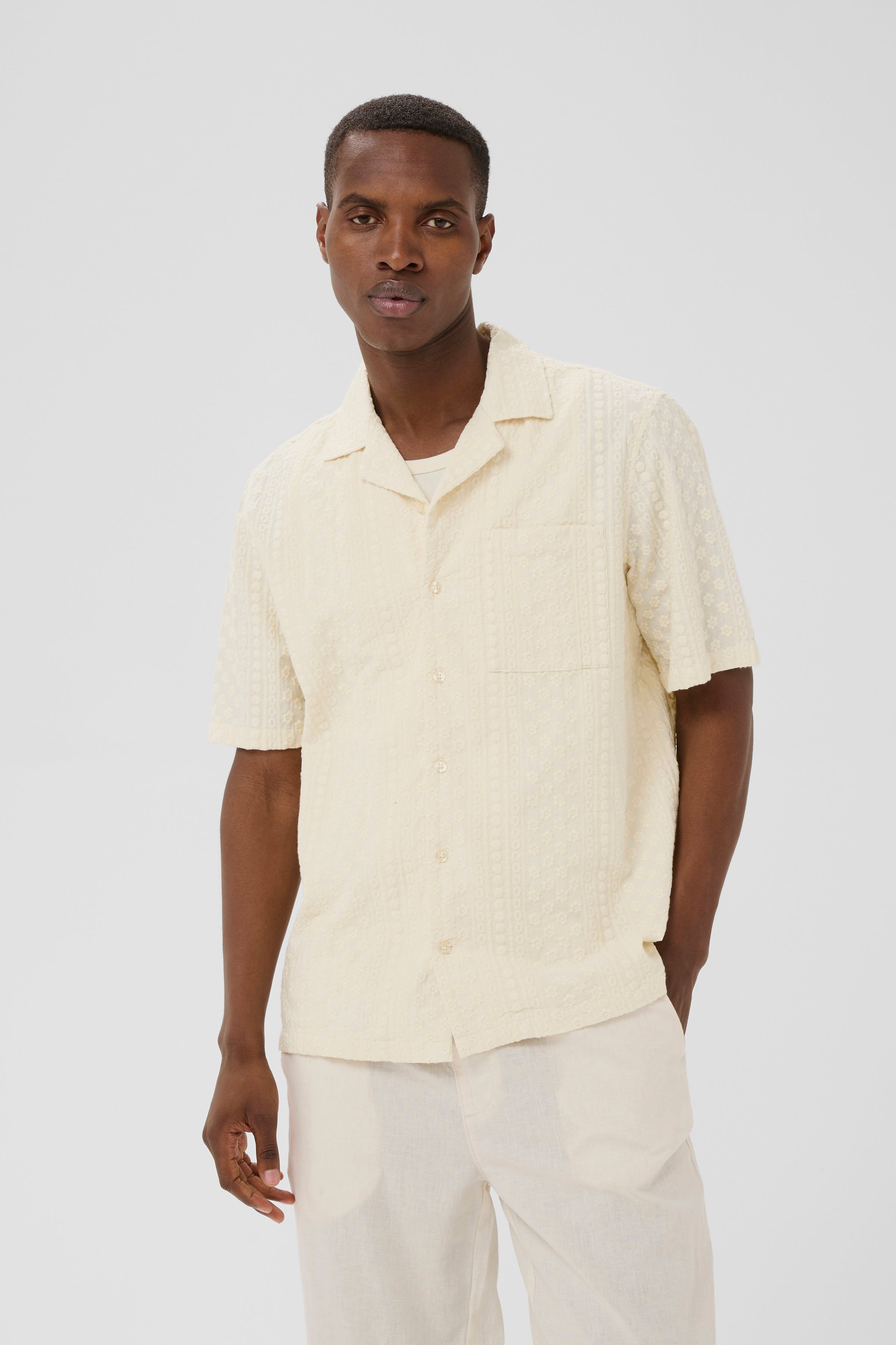 MAklampo Skjorte LOOKBOOK FRONT 30209106-110104