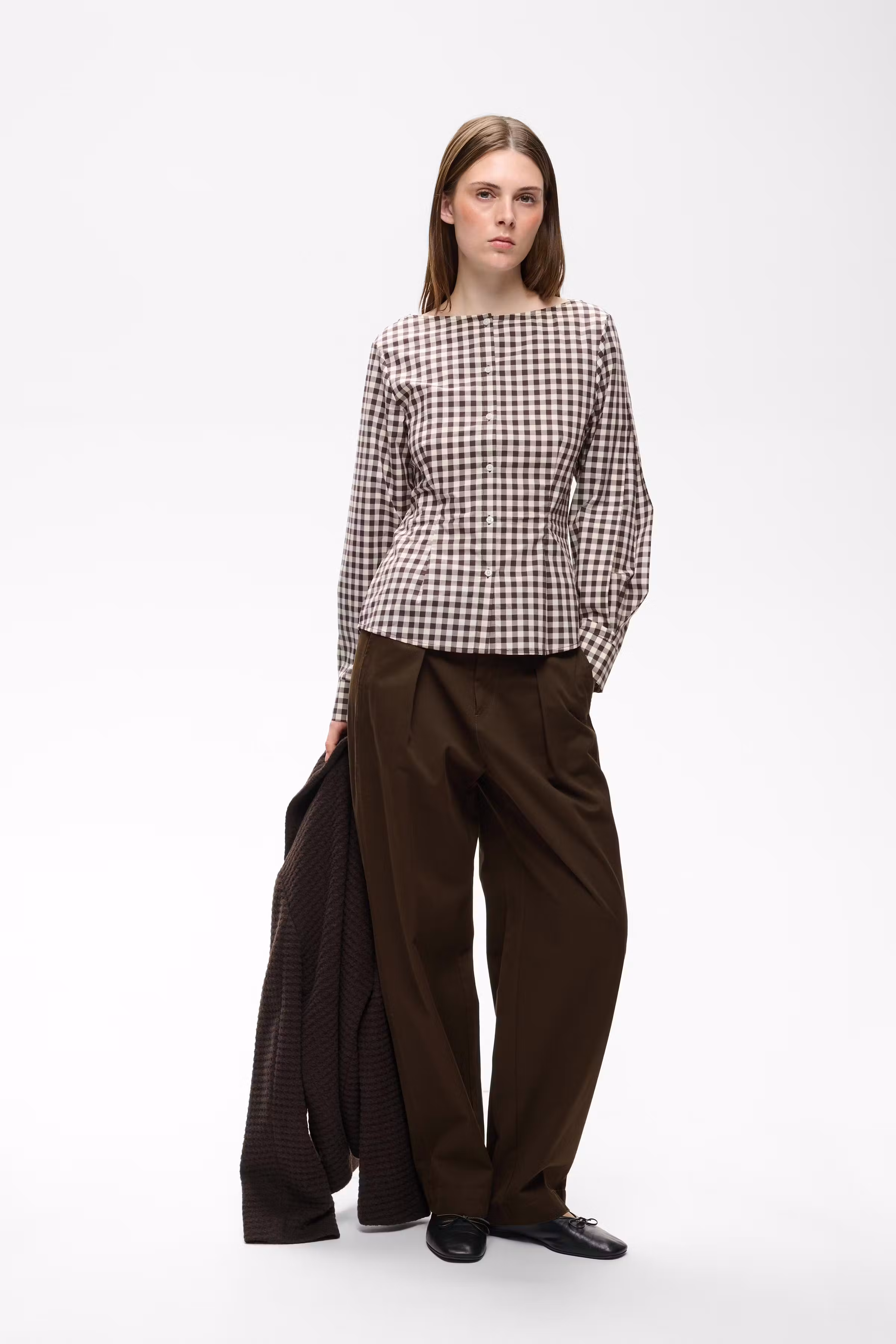 HAIKOIW Trousers LOOKBOOK FRONT 30112810-191109