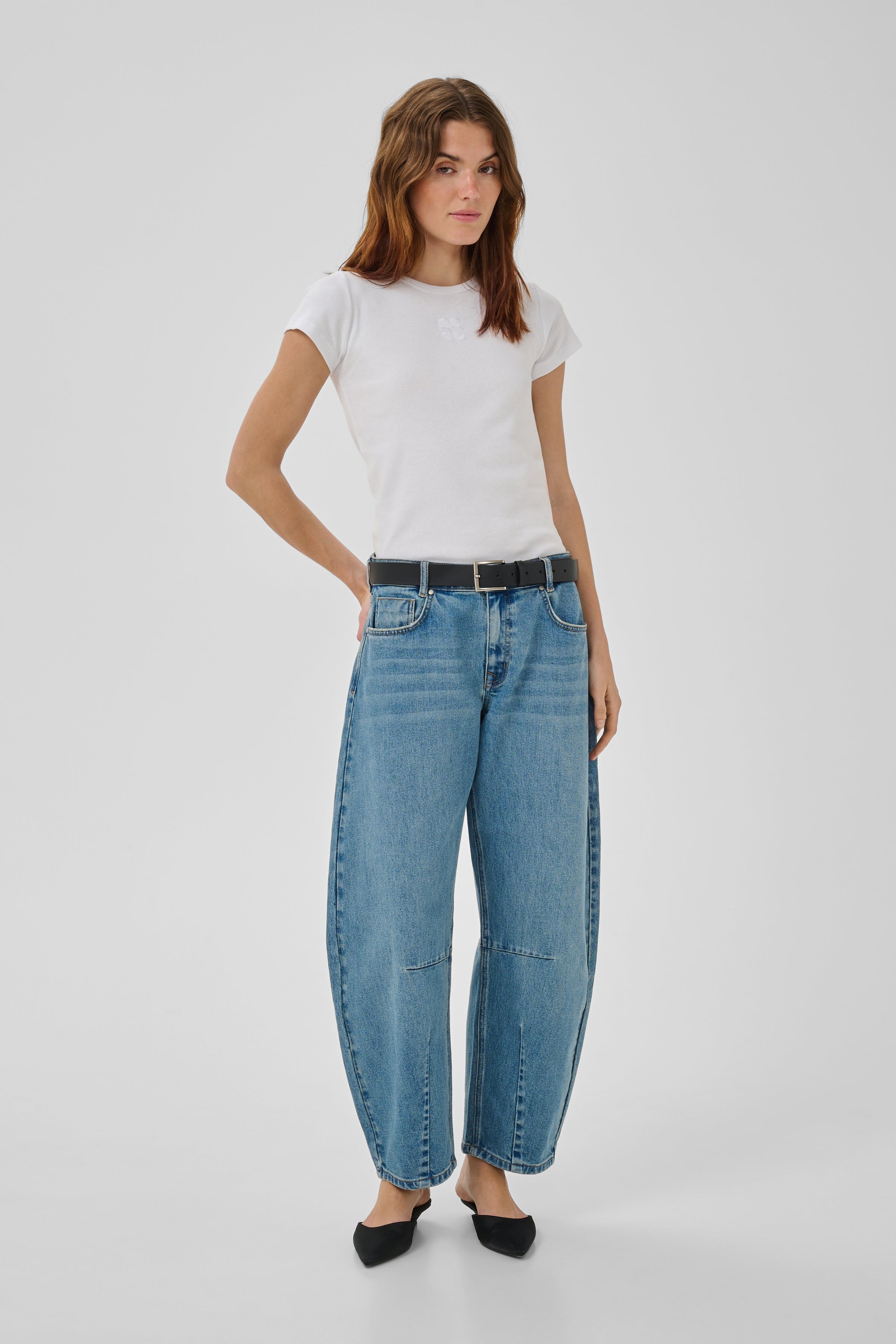 MWHottie Jeans LOOKBOOK FRONT 10705840-100053