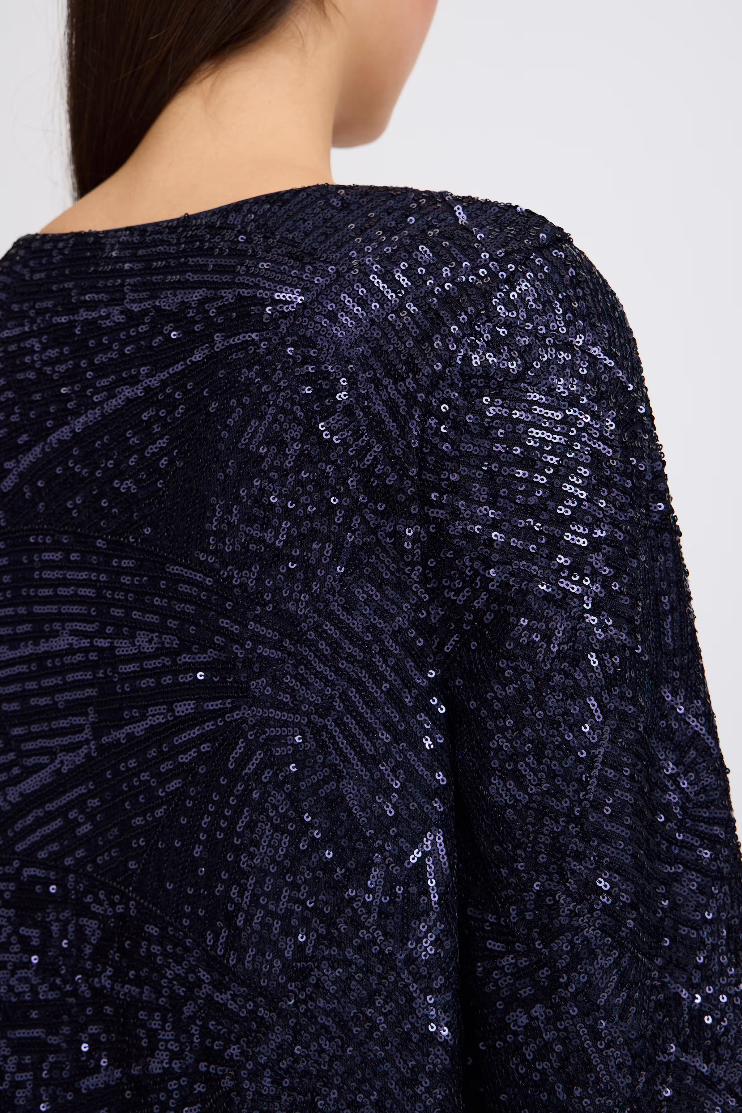 IHFAUCI Kjole LOOKBOOK DETAIL 20120062-193831