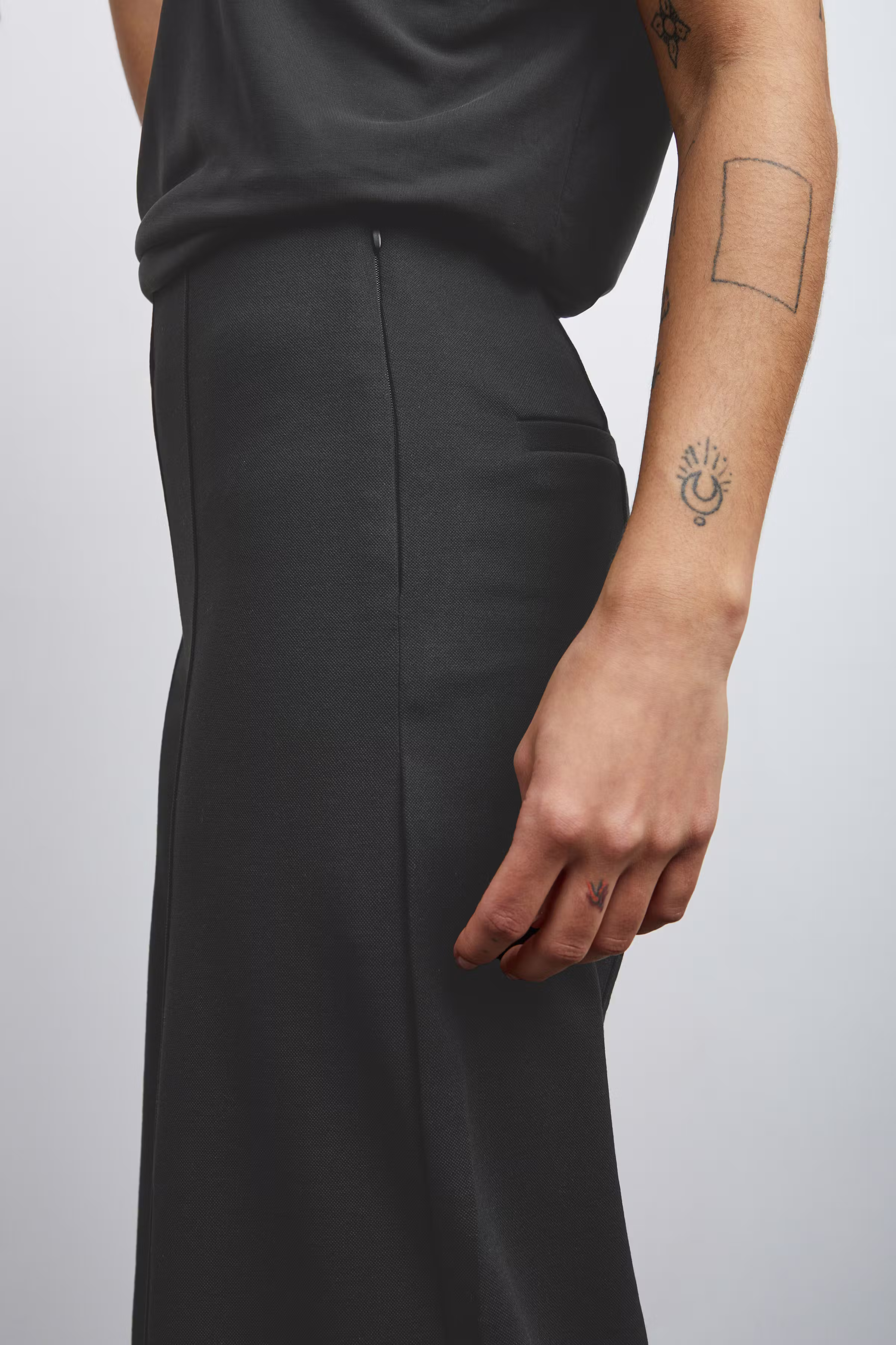 IHKATE Hose LOOKBOOK DETAIL 20115719-200575