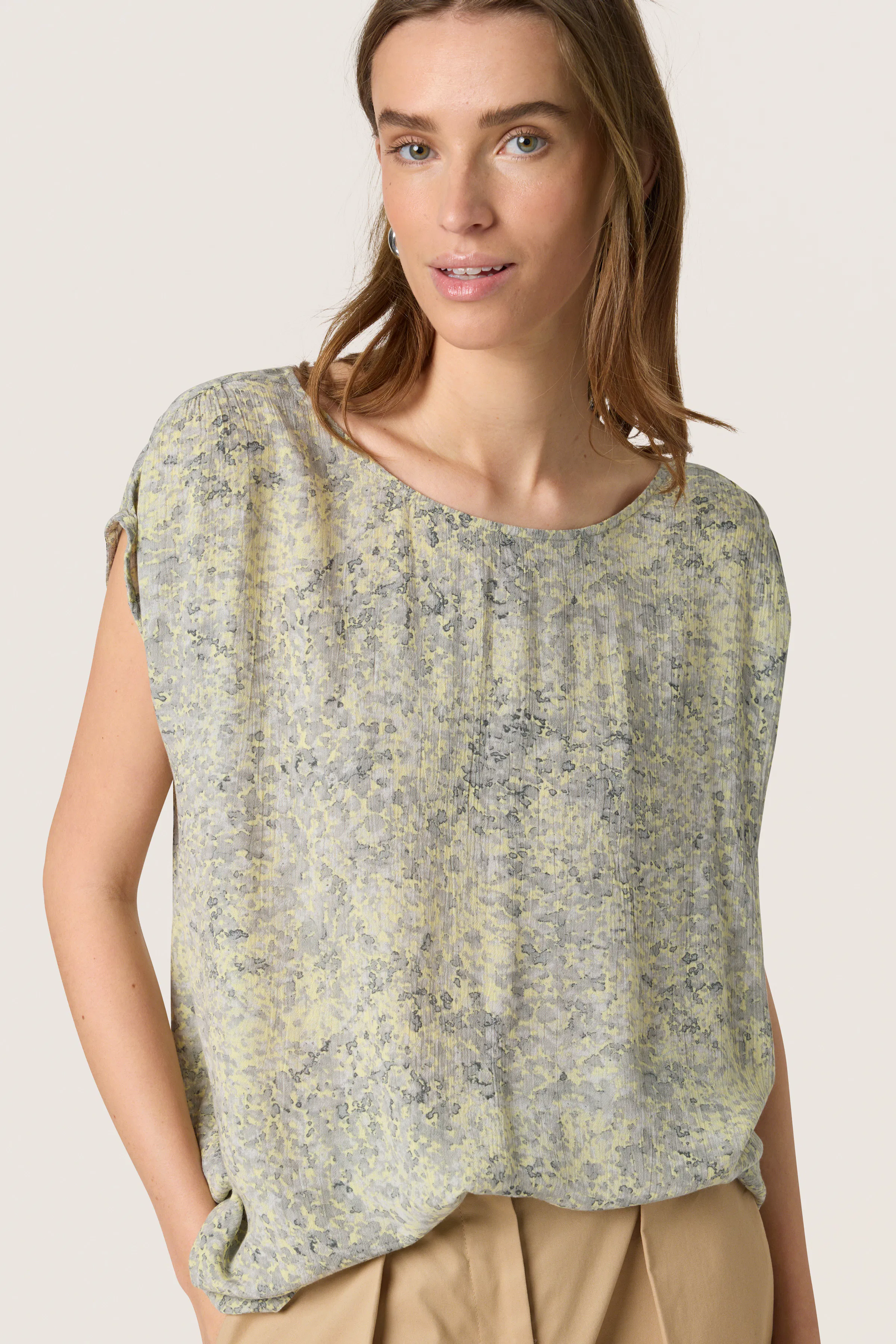 Zaya Blouse LOOKBOOK DETAIL 30403130-303724