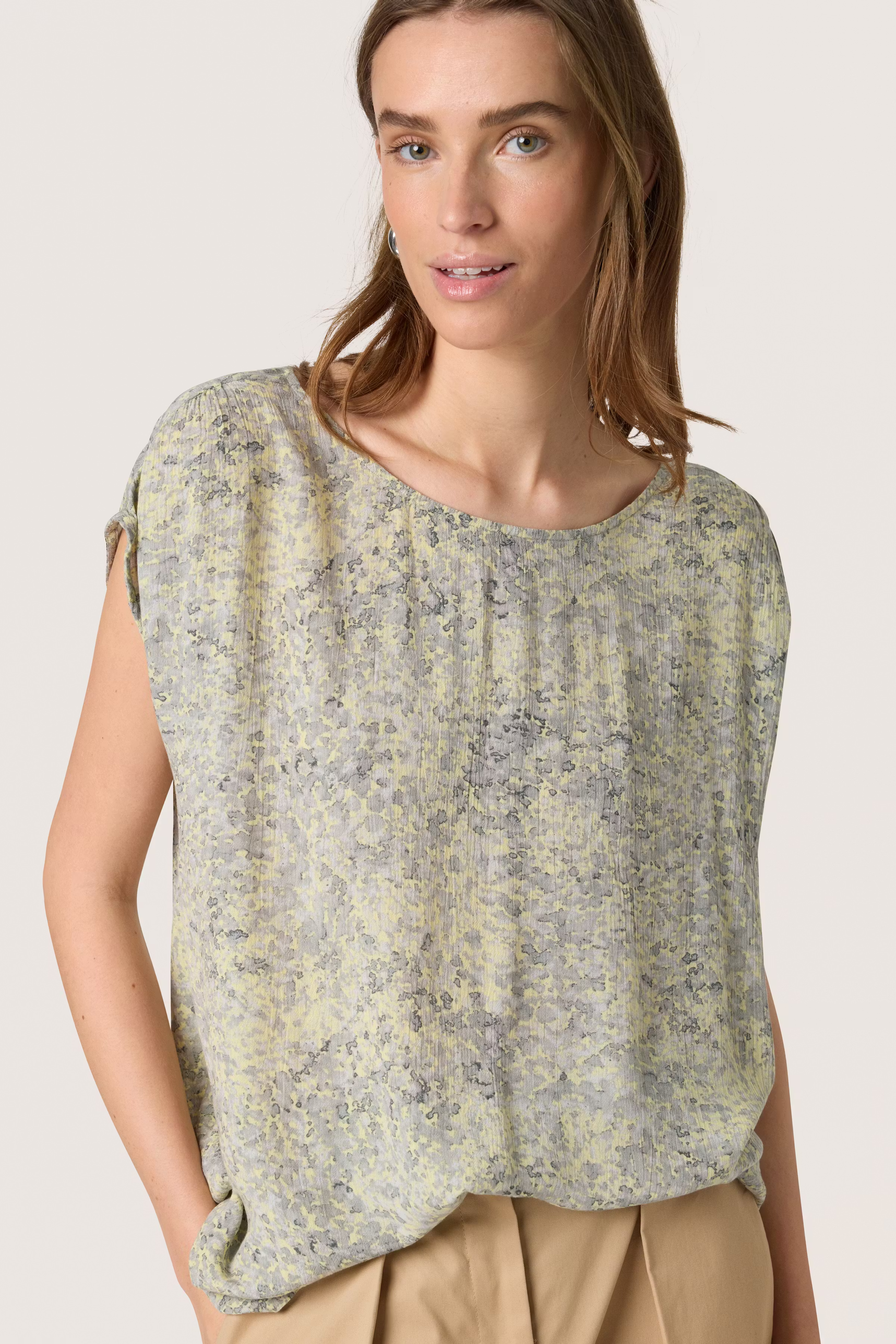 Zaya Blouse LOOKBOOK DETAIL 30403130-303724