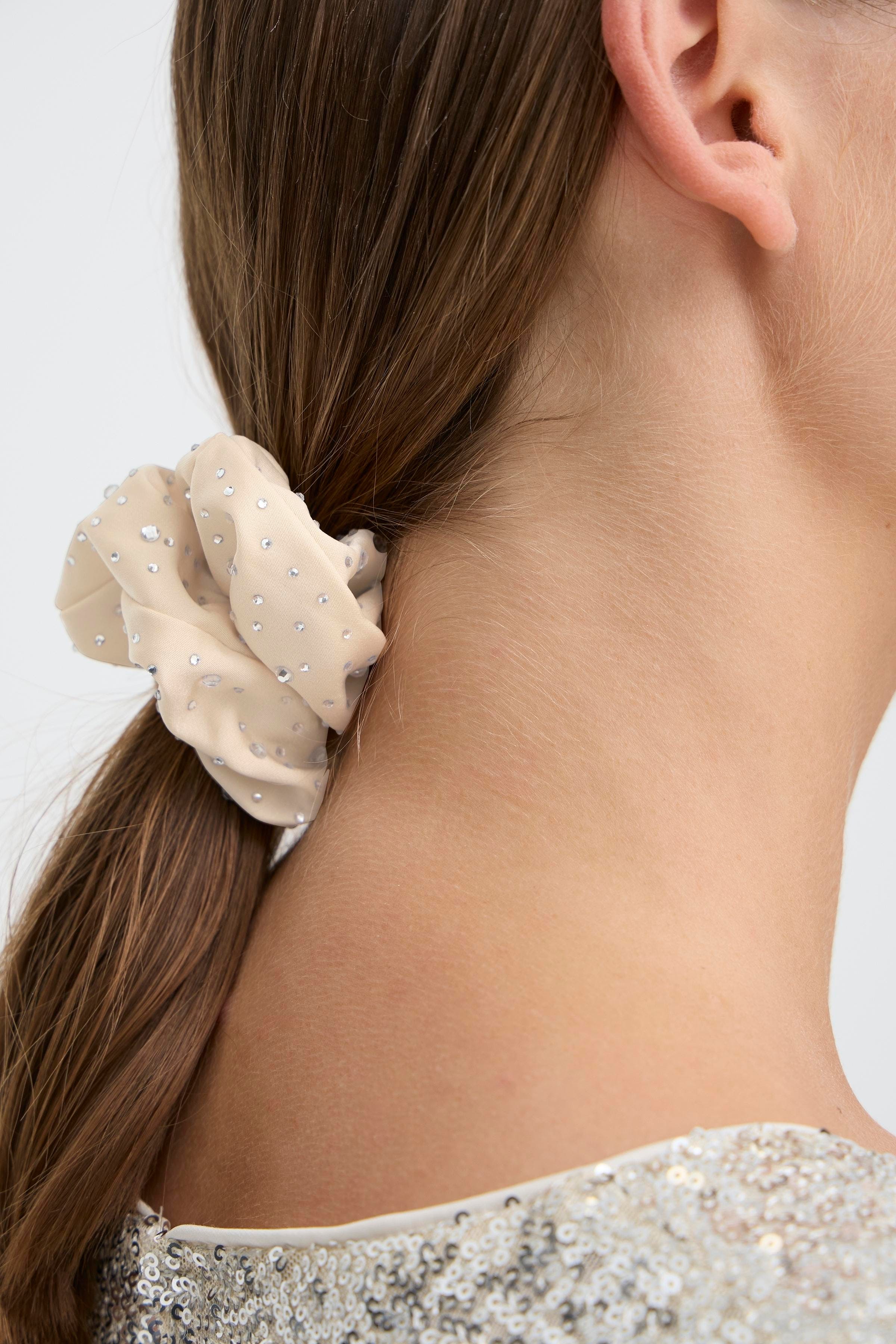 IABEA Hair accessories LOOKBOOK FRONT 20125041-110601