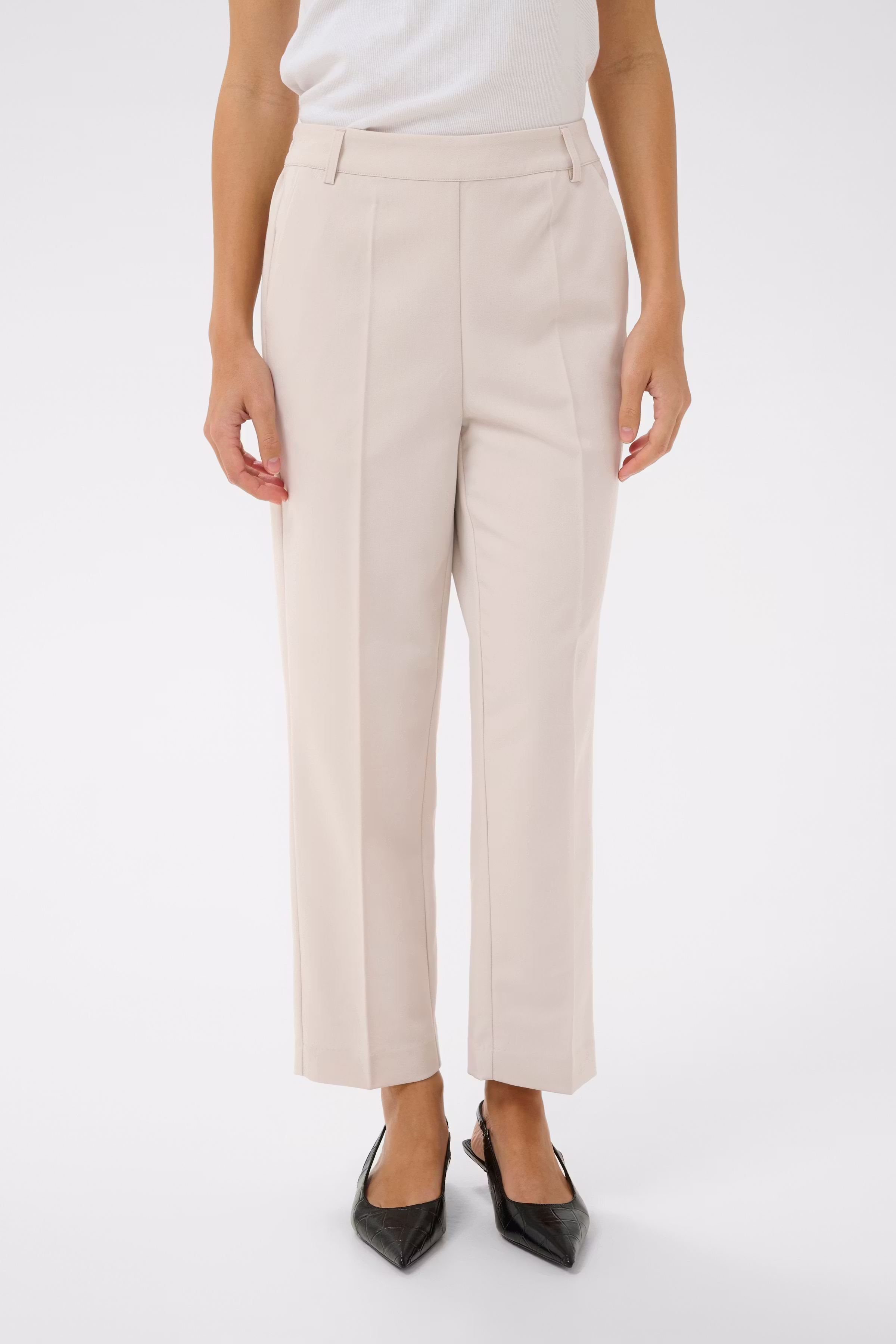KAsakura Trousers LOOKBOOK FRONT 10506127-130000