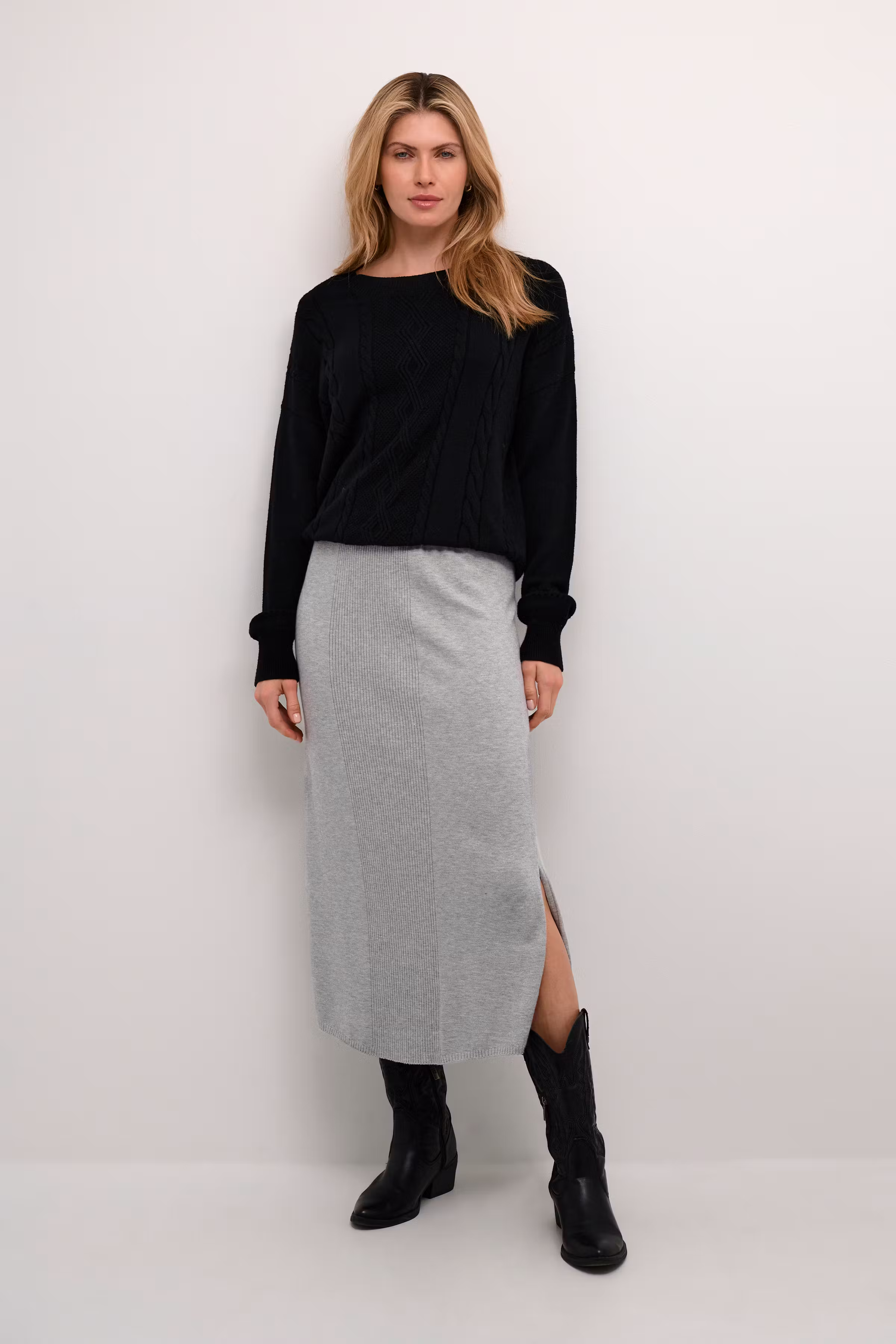 CRDela Kjol LOOKBOOK FRONT 10612835-100391