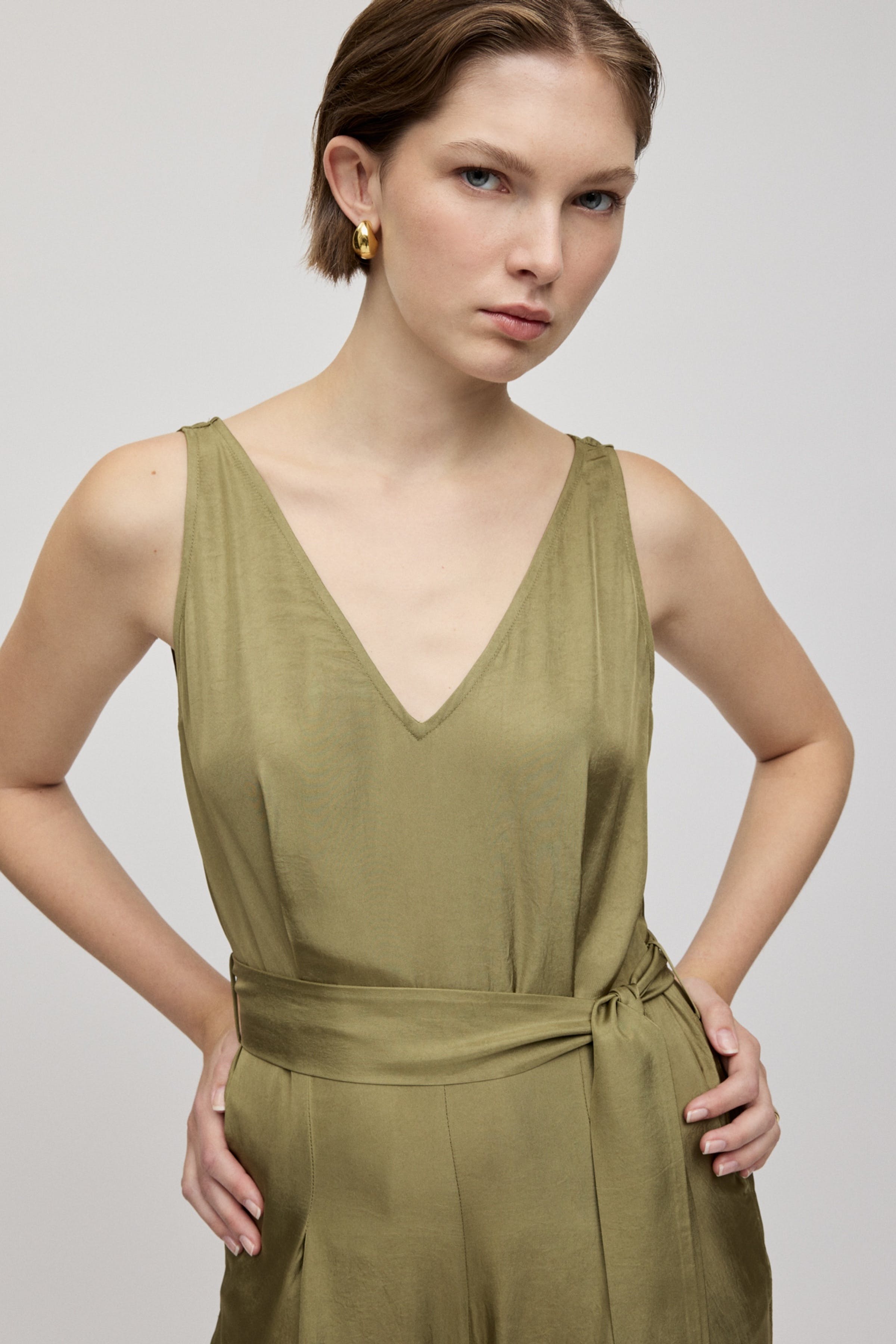 IOPatricia Jumpsuit LOOKBOOK FRONT 30600613-GR553