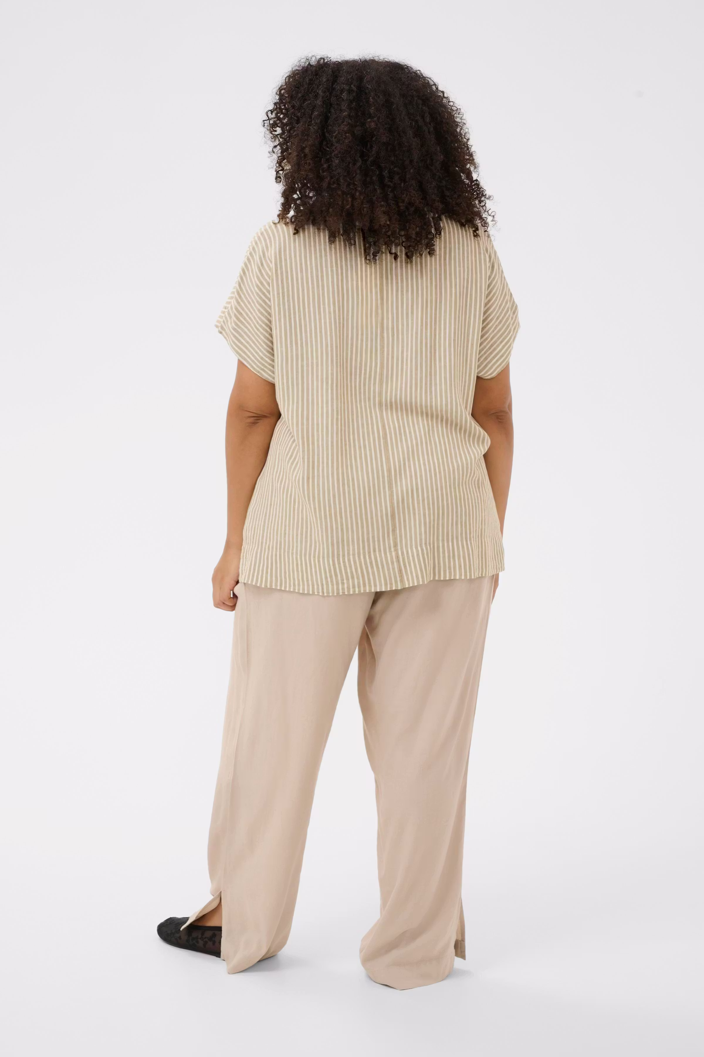 KCmille Blouse LOOKBOOK BACK 10583097-105466