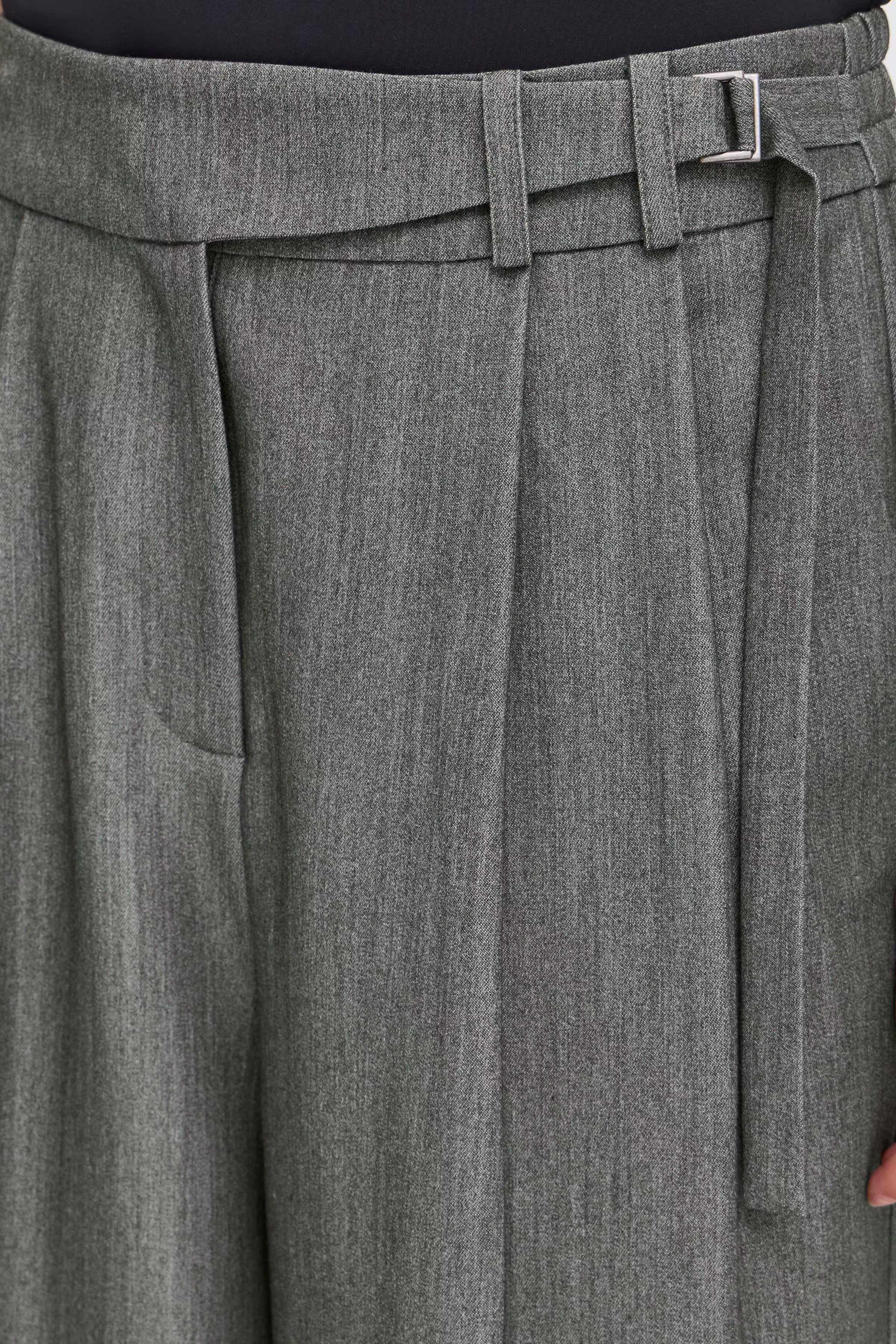 IHFILANO Bukser LOOKBOOK DETAIL 20124453-200319