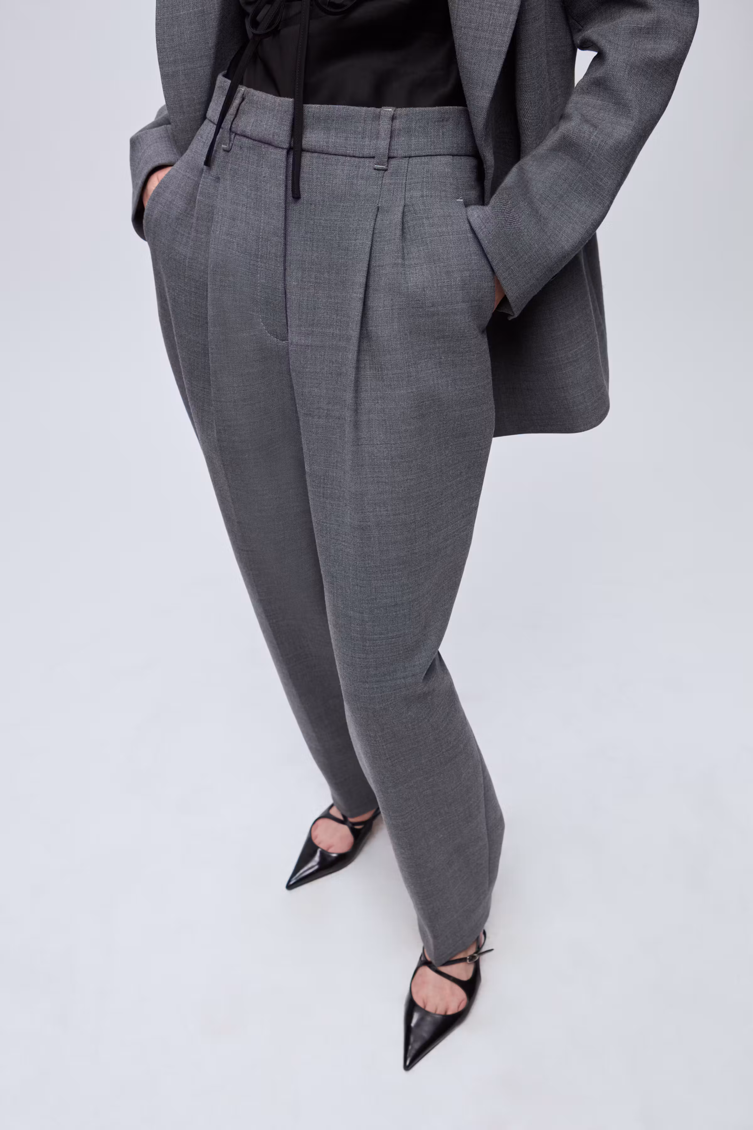IOPadrona Trousers LOOKBOOK DETAIL 30600056-GY942