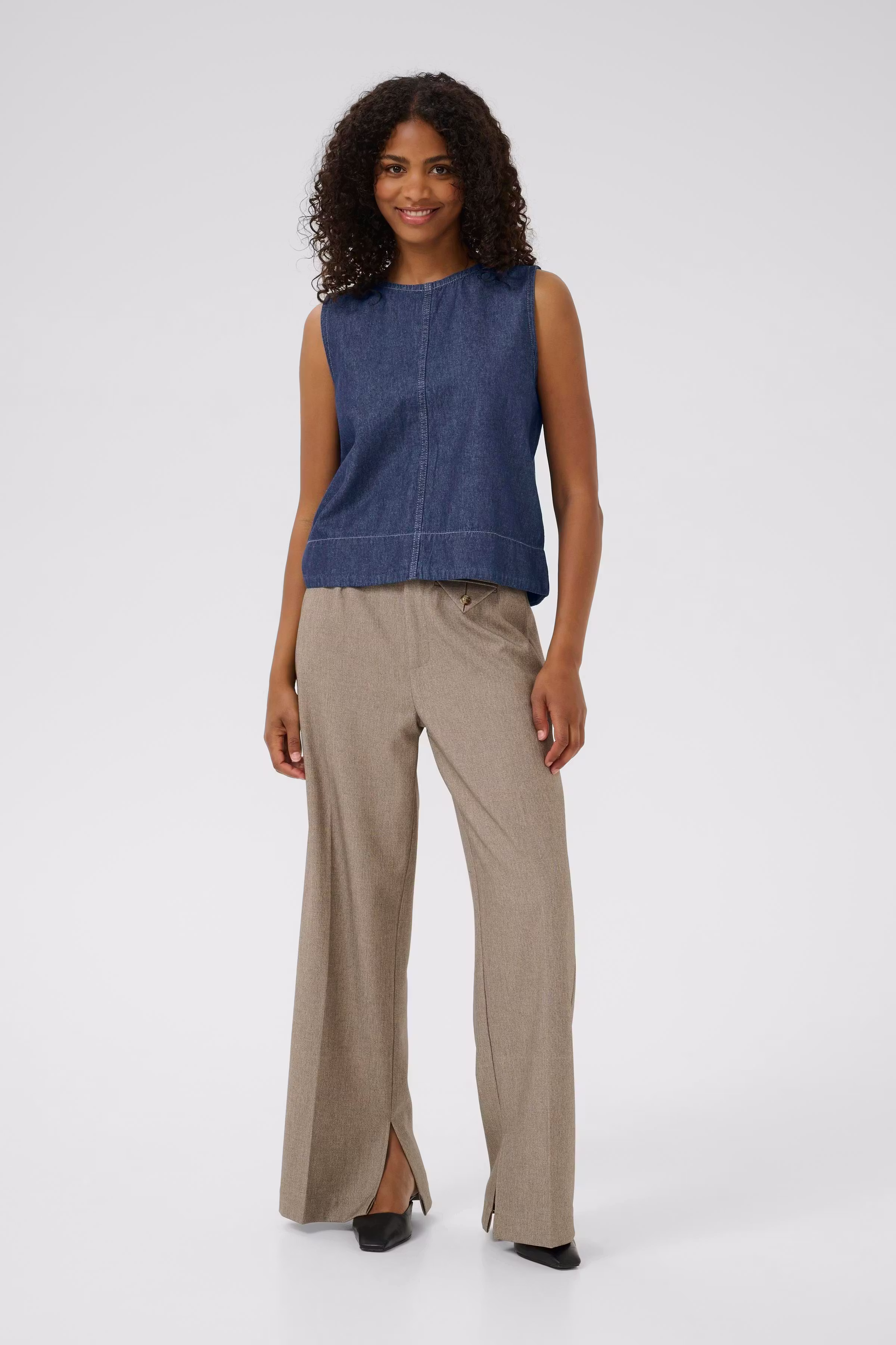 KAluise Blouse LOOKBOOK FRONT 10510094-107709