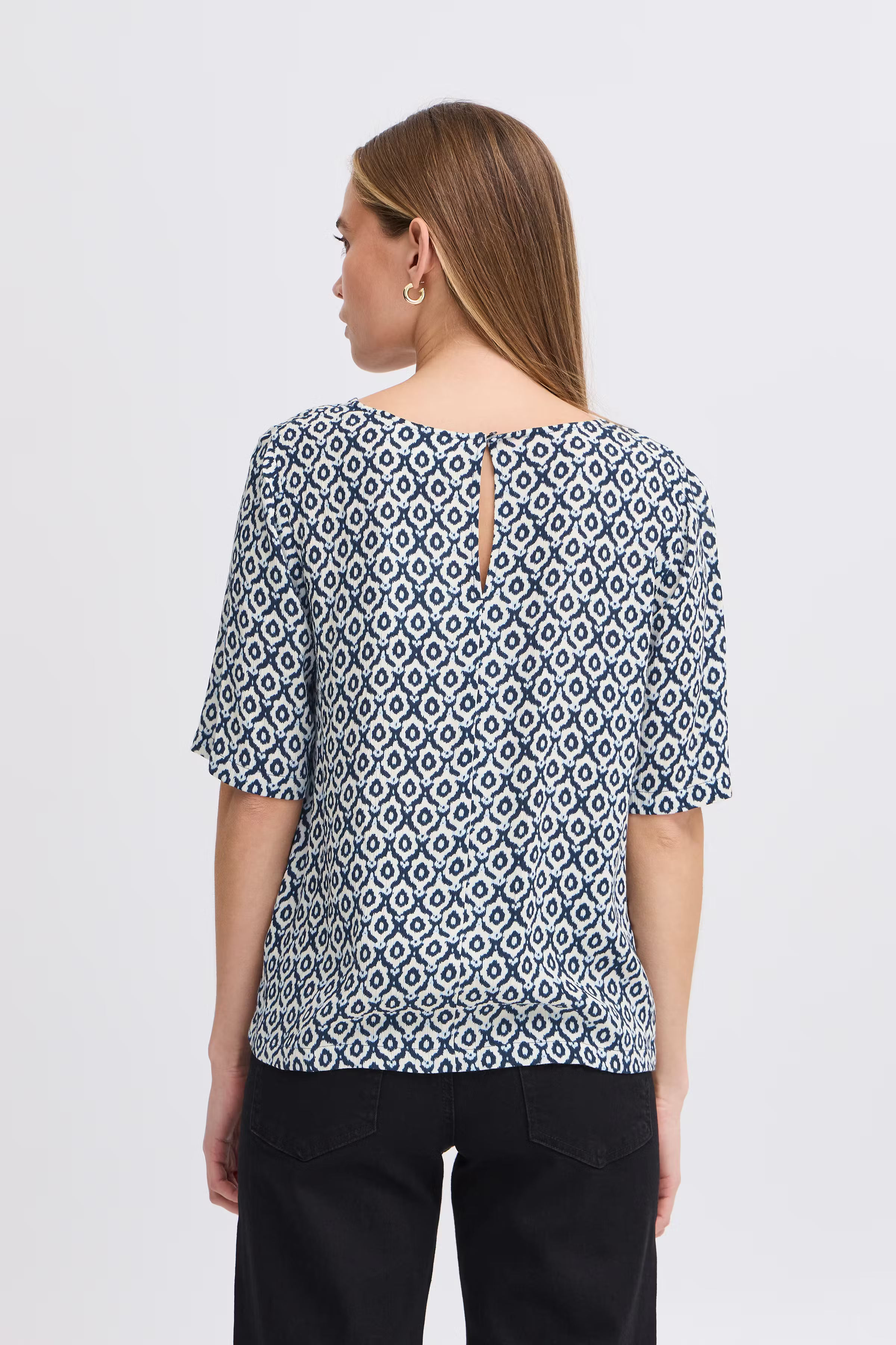 Blouse met korte mouwen LOOKBOOK BACK 20122971-204483