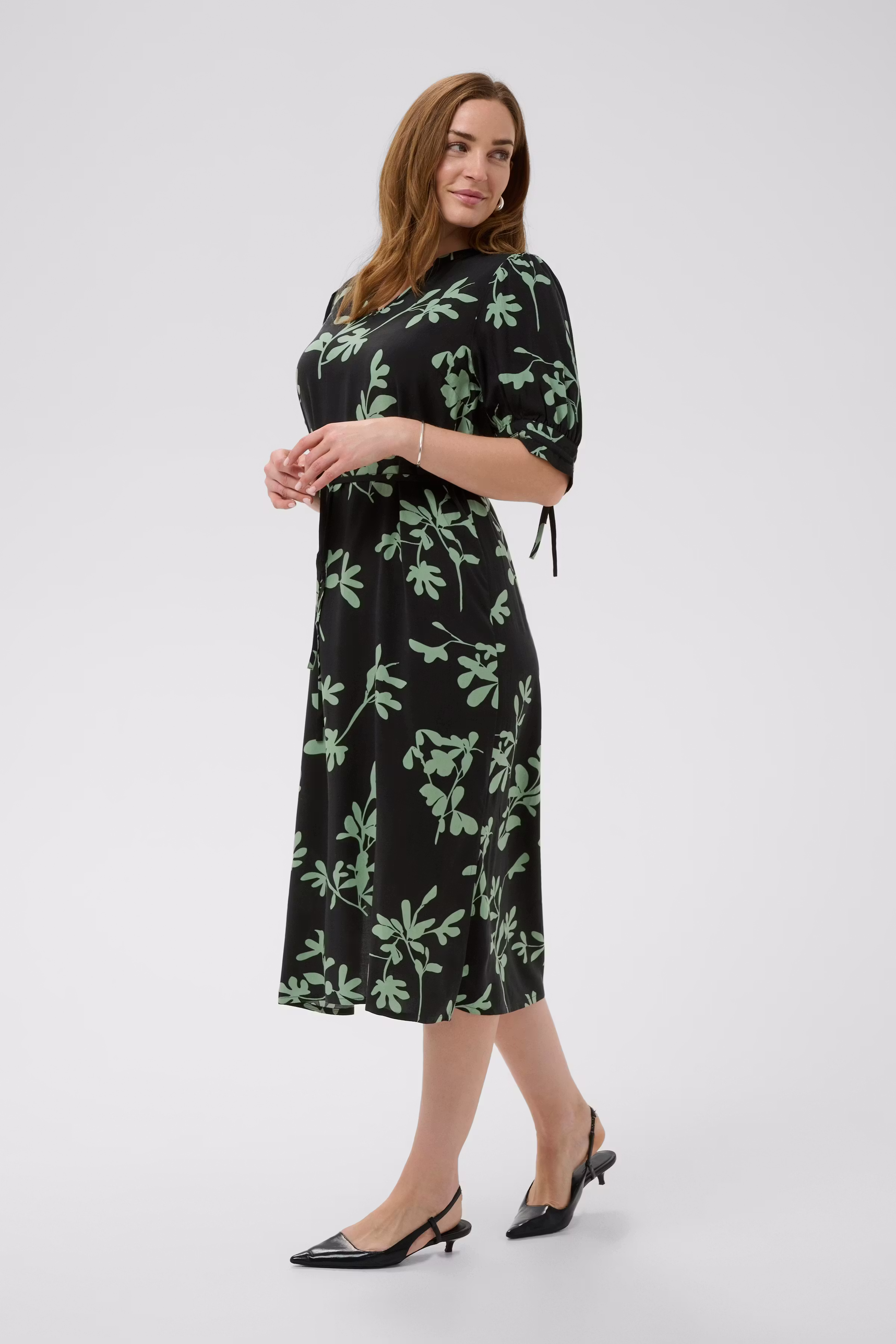 BPrikka Kleid LOOKBOOK FRONT 40200126-109273