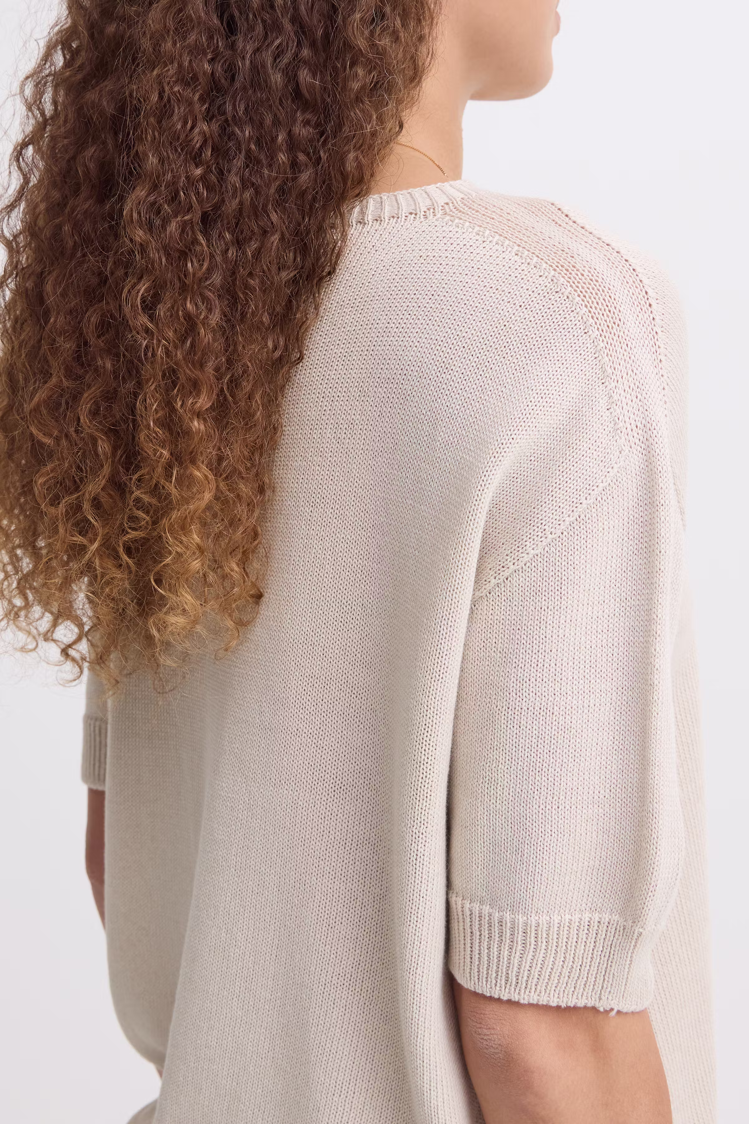 SBXTIKKA Pullover LOOKBOOK DETAIL 22101202-130907