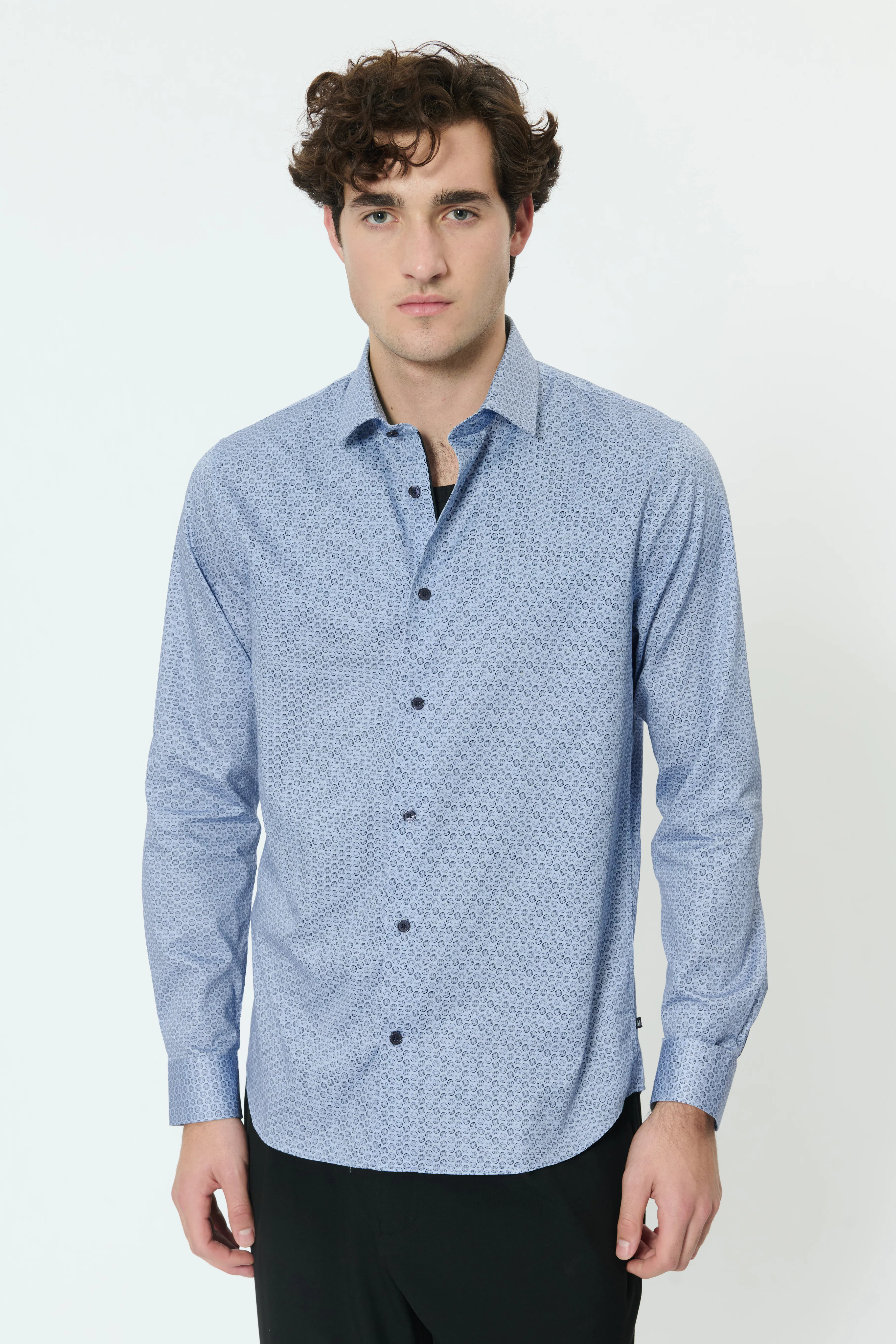 MAtrostol Hemd LOOKBOOK FRONT 30208897-154030