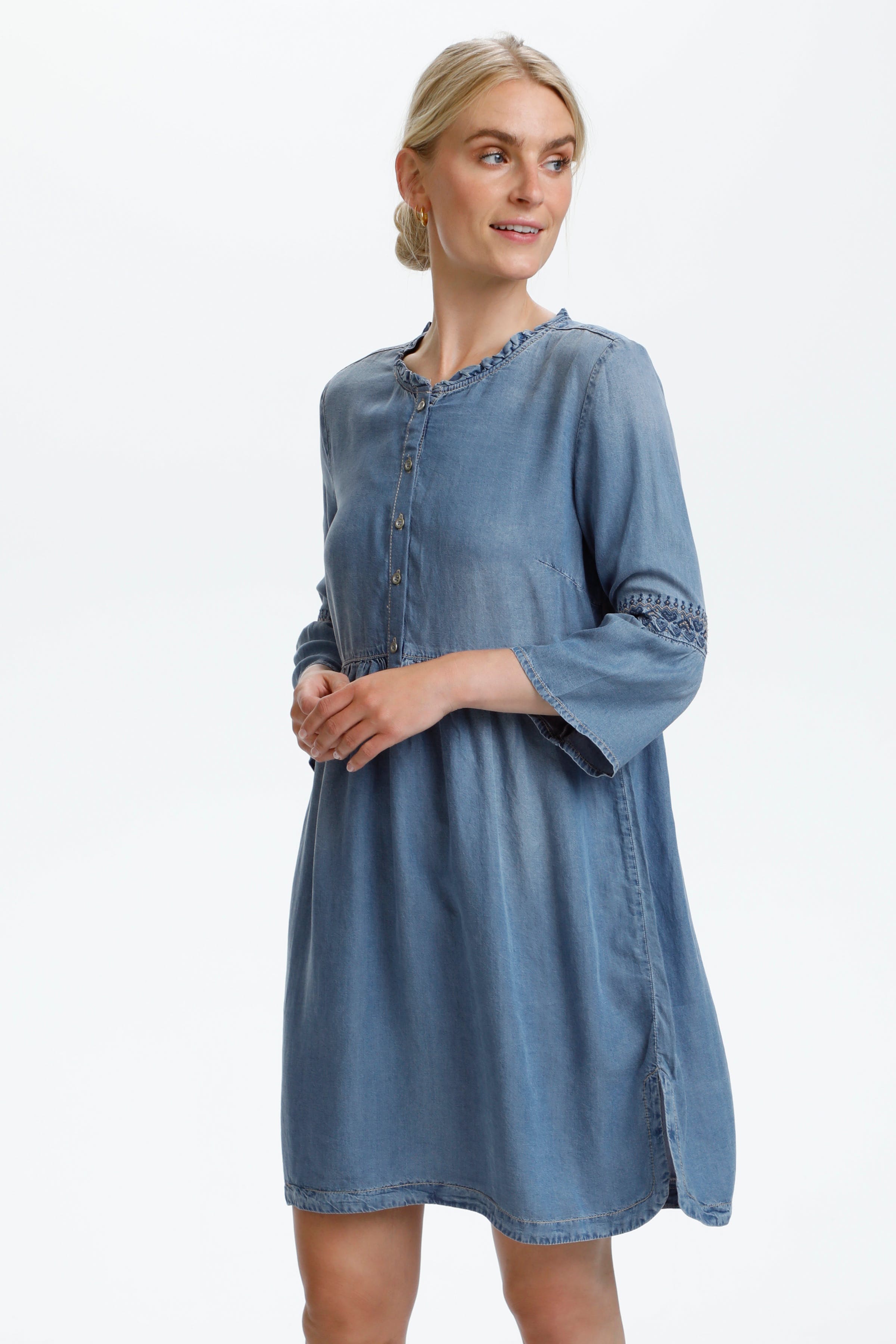 Lussa Robe LOOKBOOK FRONT 10602770-62694