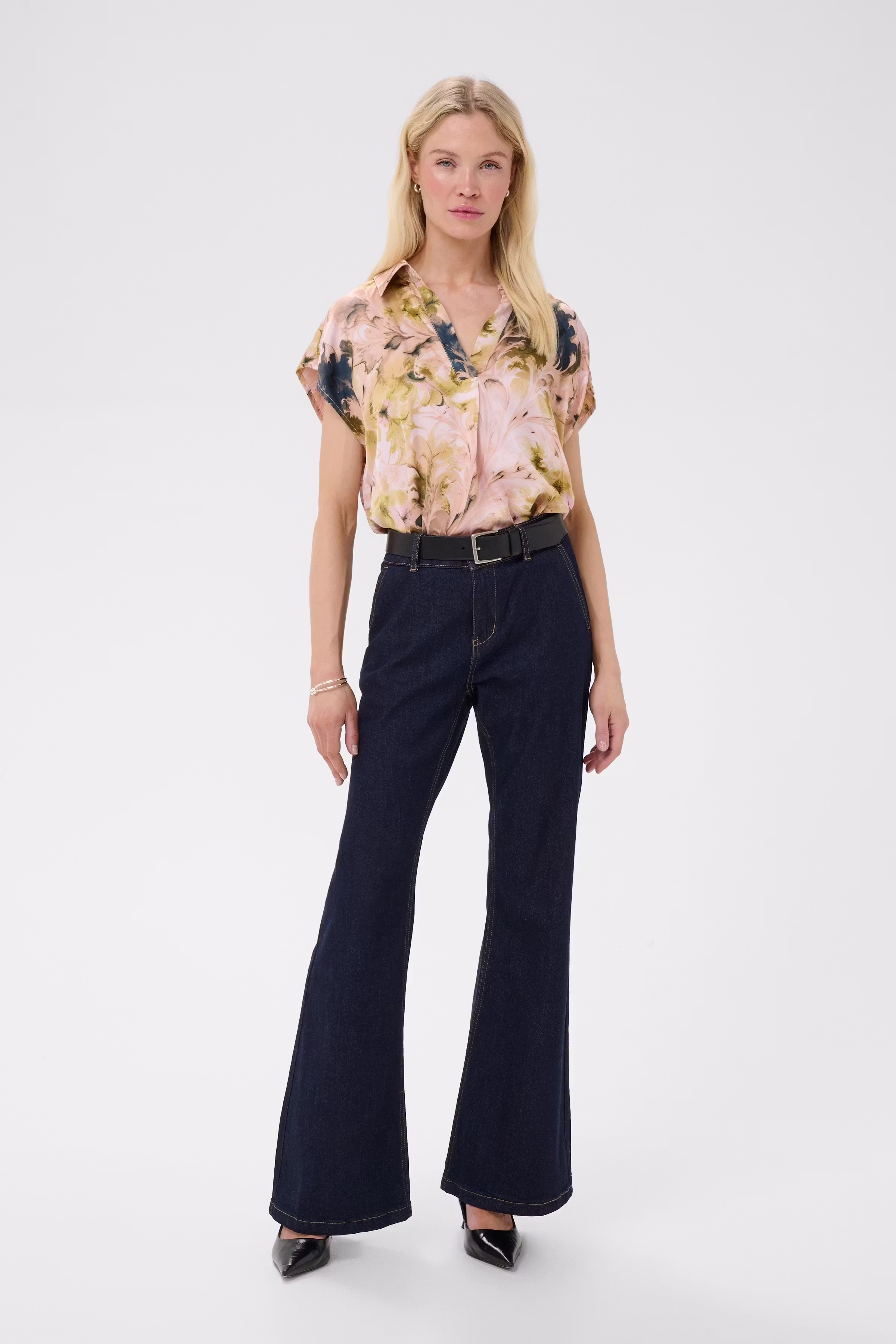 CUandora Bluse LOOKBOOK FRONT 50113313-109586