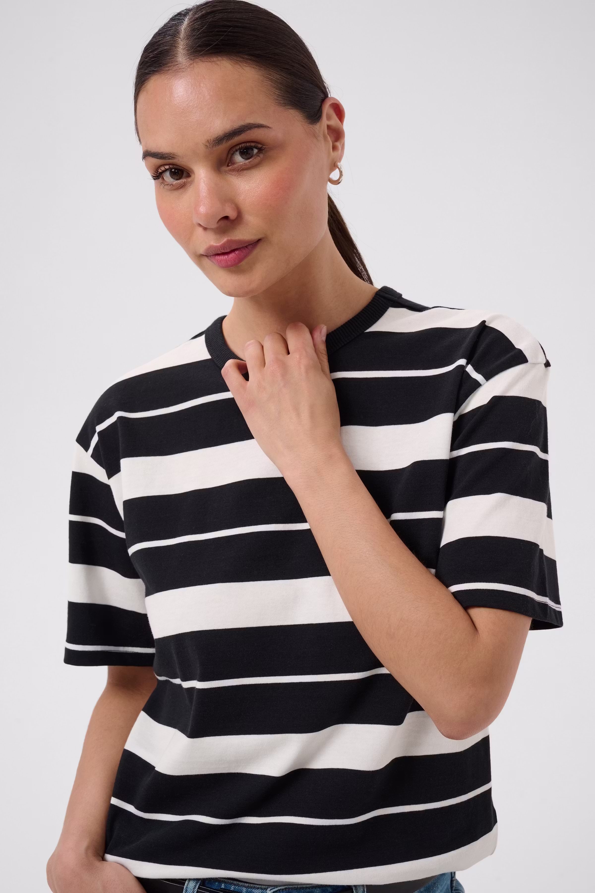 KAwinny T-shirt LOOKBOOK DETAIL 10511813-1000085