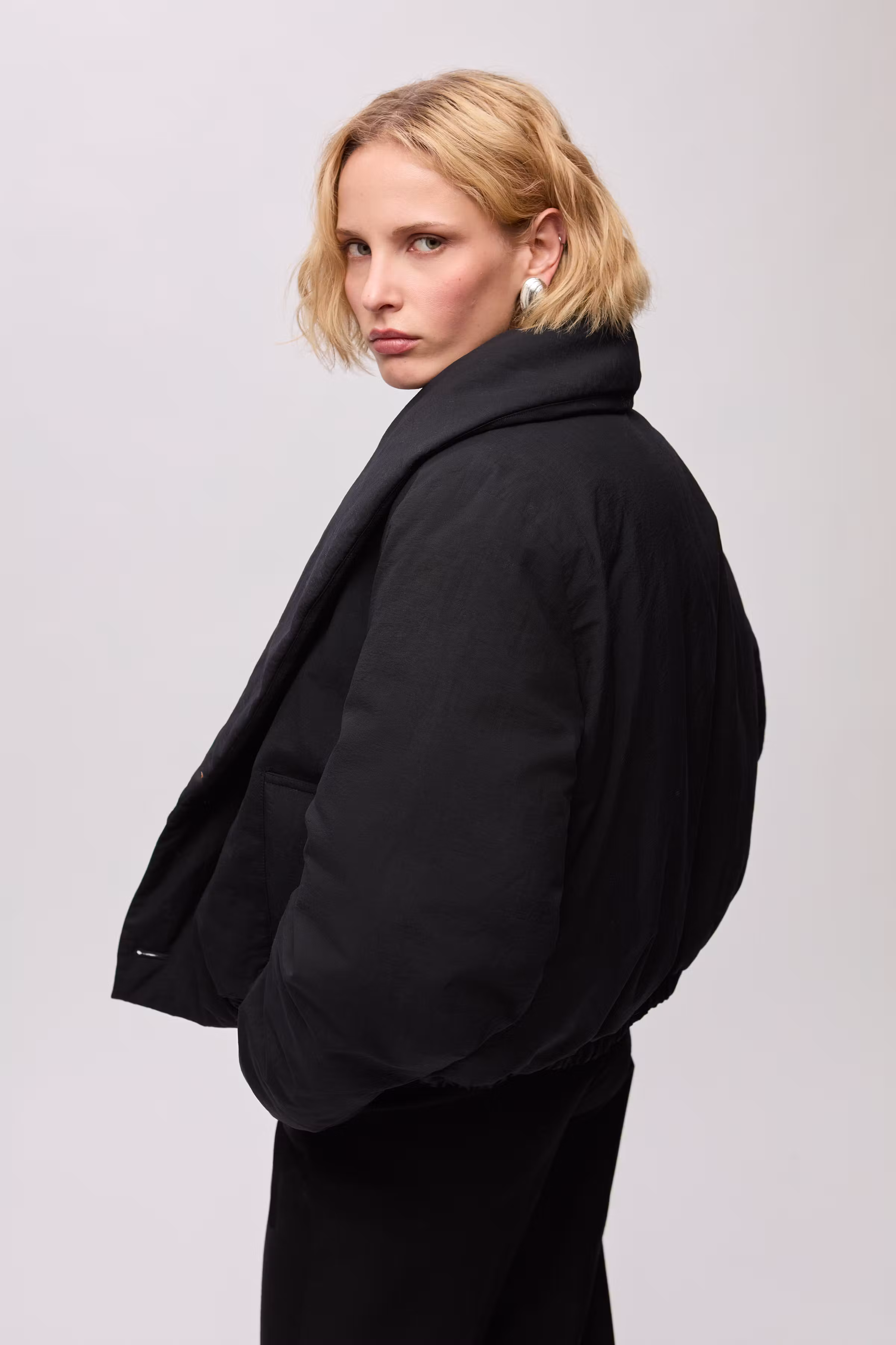 IOJewel Outerwear LOOKBOOK FRONT 30600100-BK999