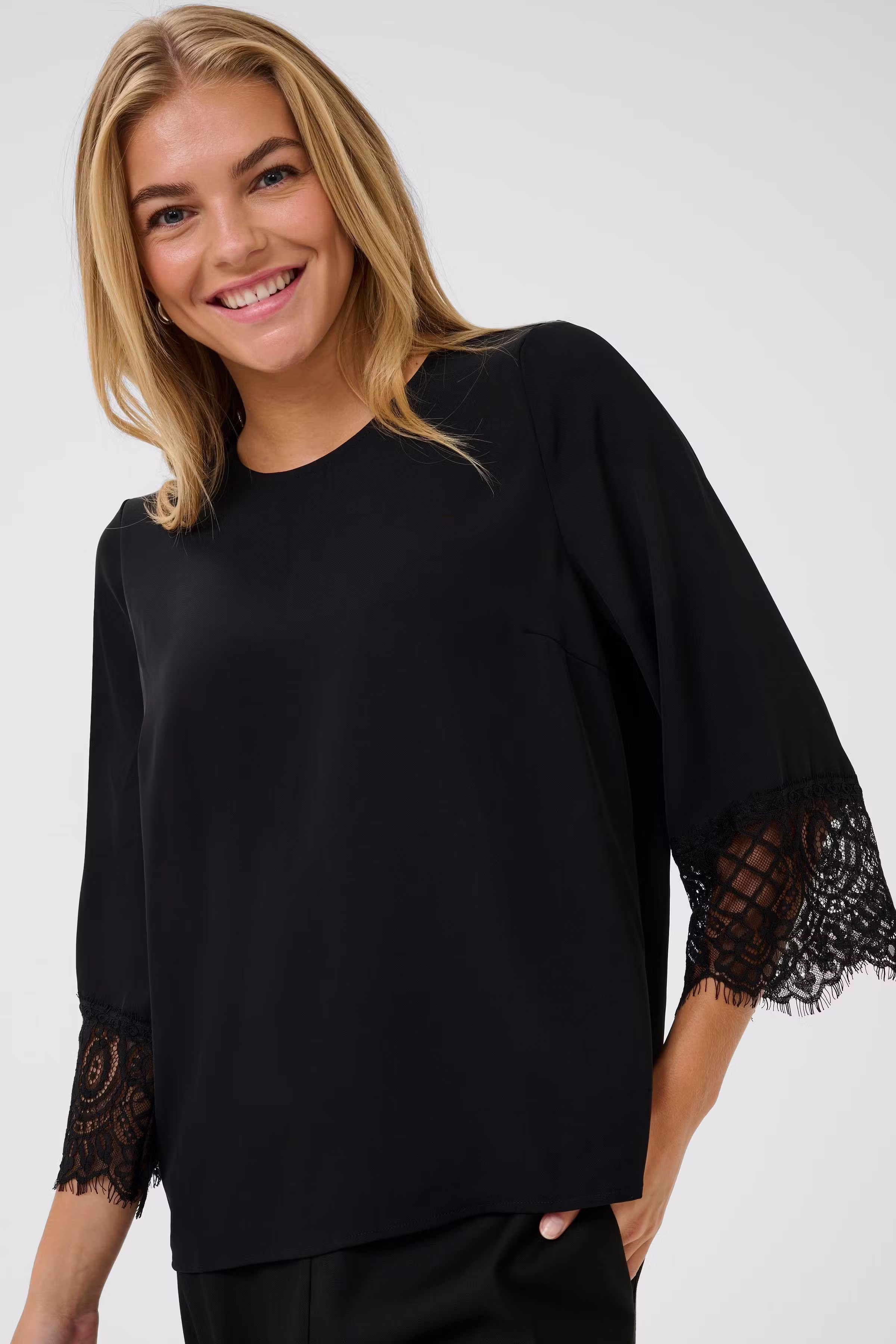 BPviella Bluse LOOKBOOK DETAIL 40200077-100121