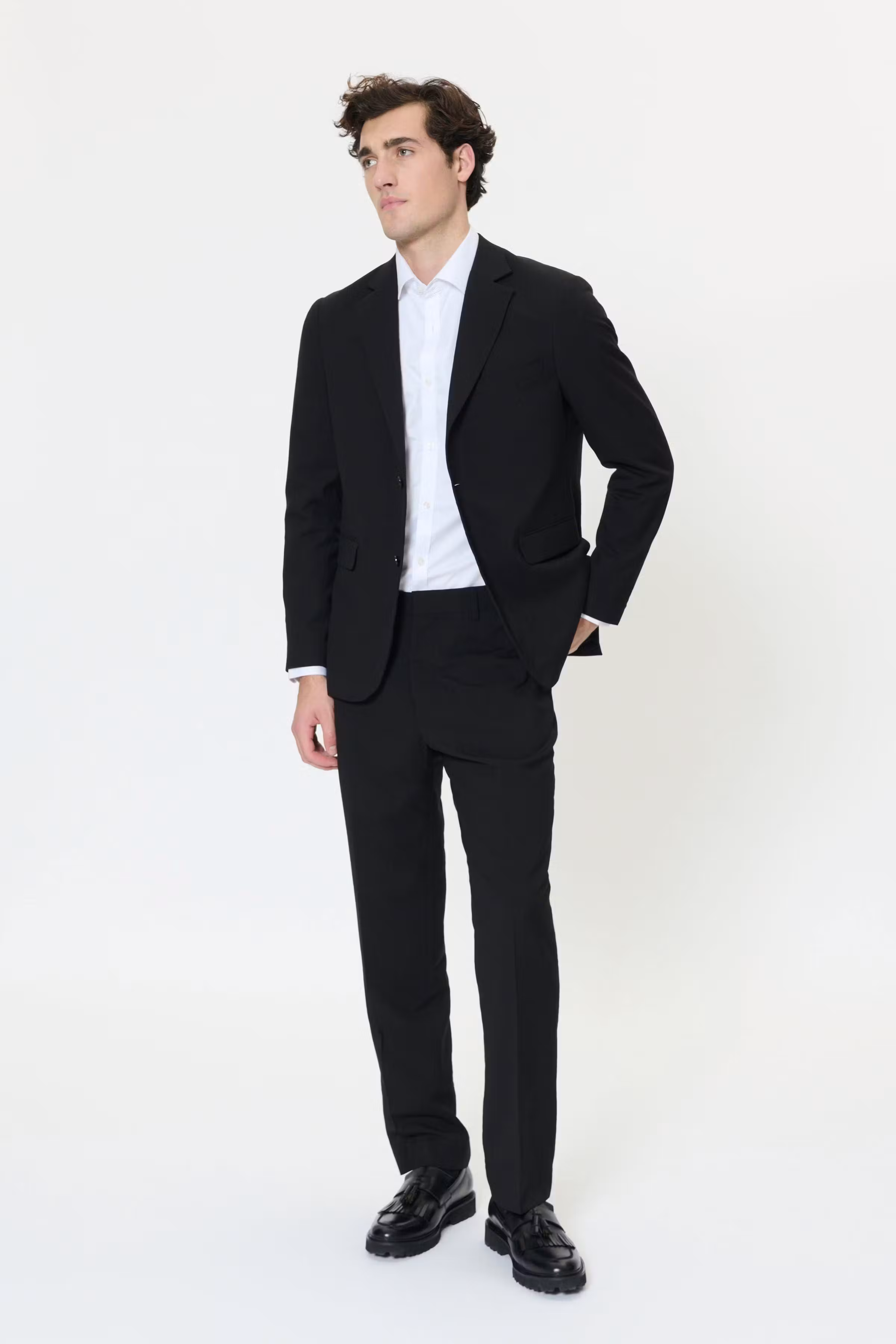 MAwesley Hose LOOKBOOK FRONT 30208977-300275