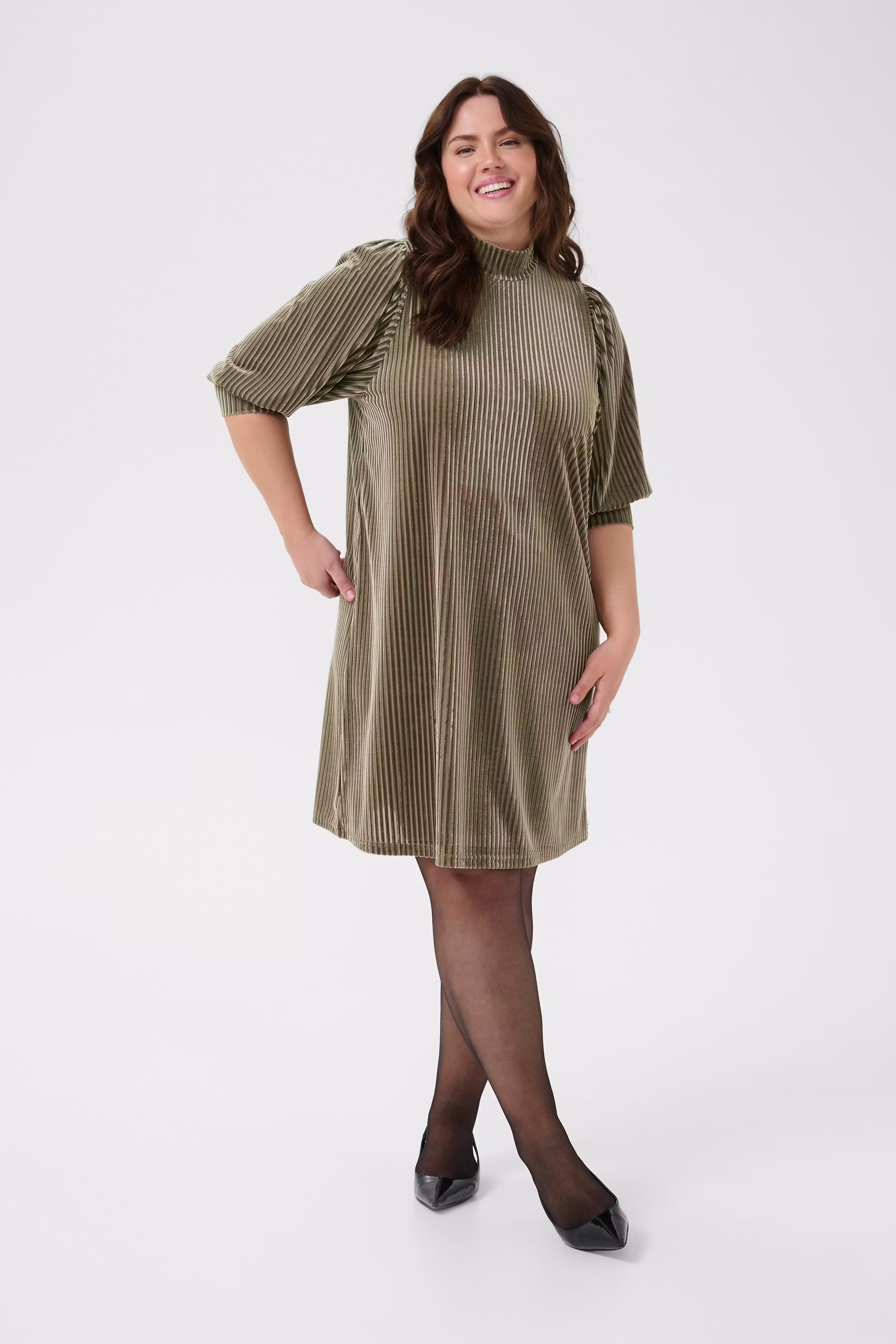 KCcacanna Kjole LOOKBOOK FRONT 10581209-190808