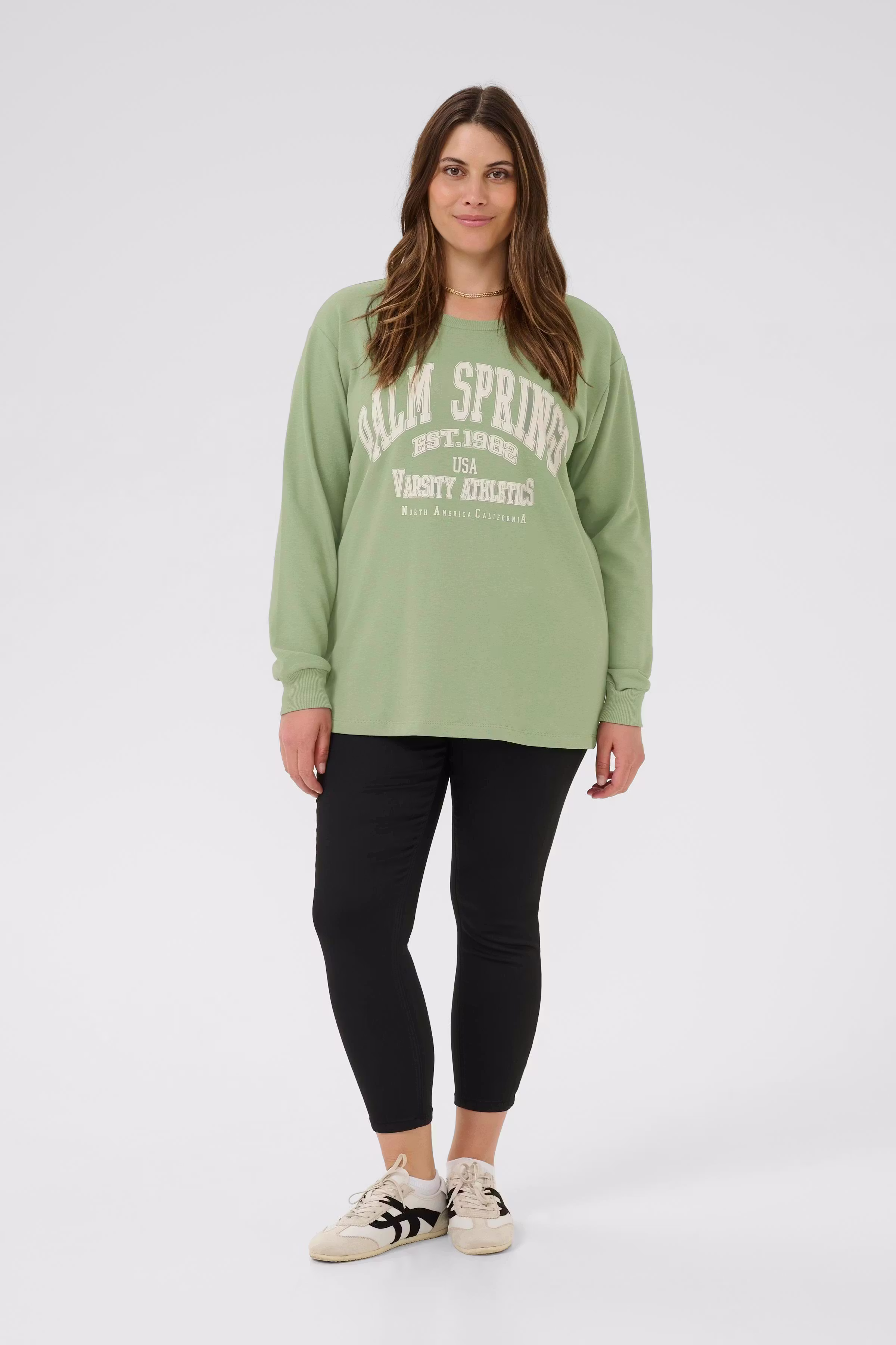 KCsus Sweatshirt LOOKBOOK FRONT 10583906-176212