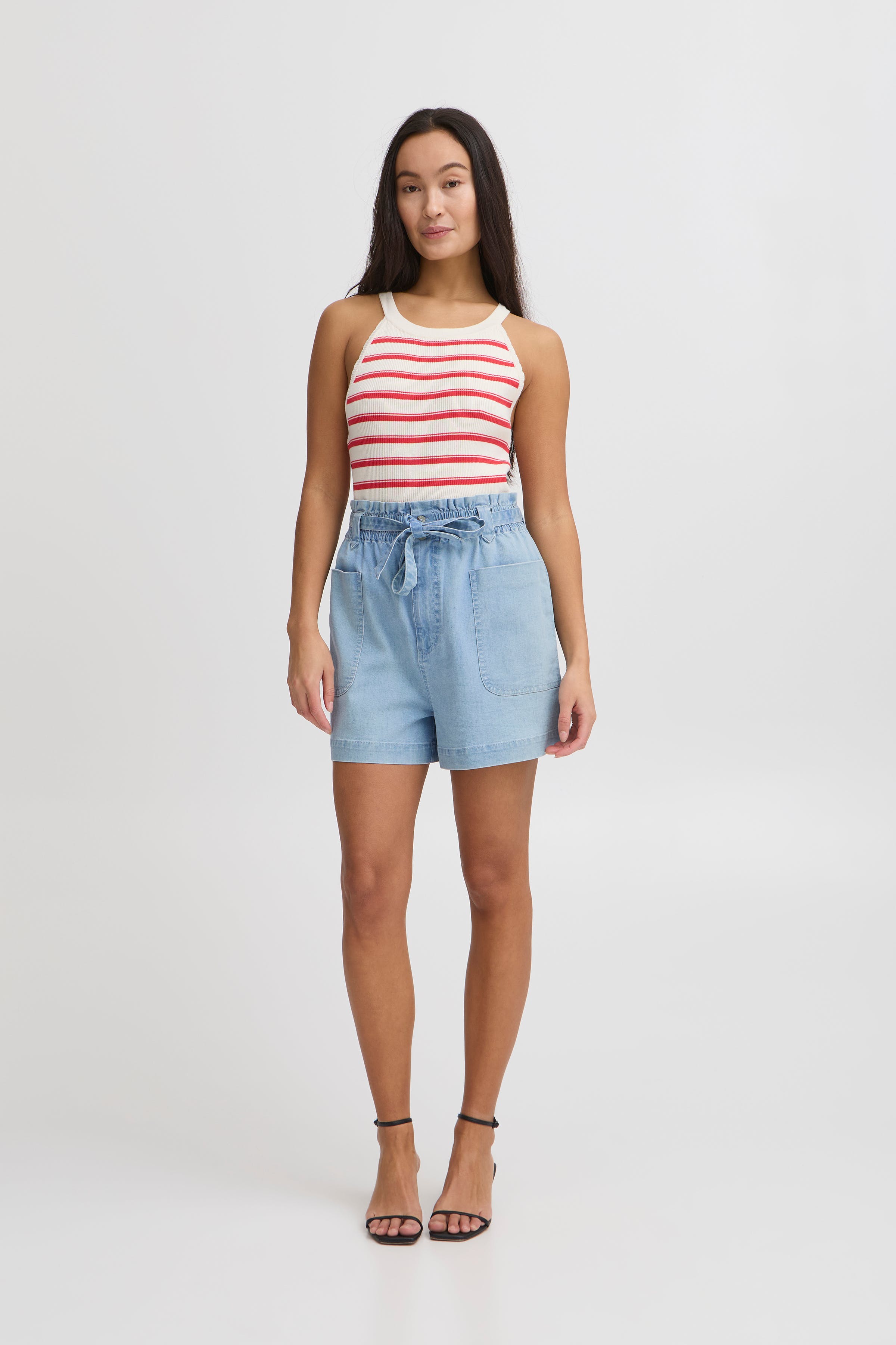 IRTRICA Short LOOKBOOK FRONT 20122996-204093