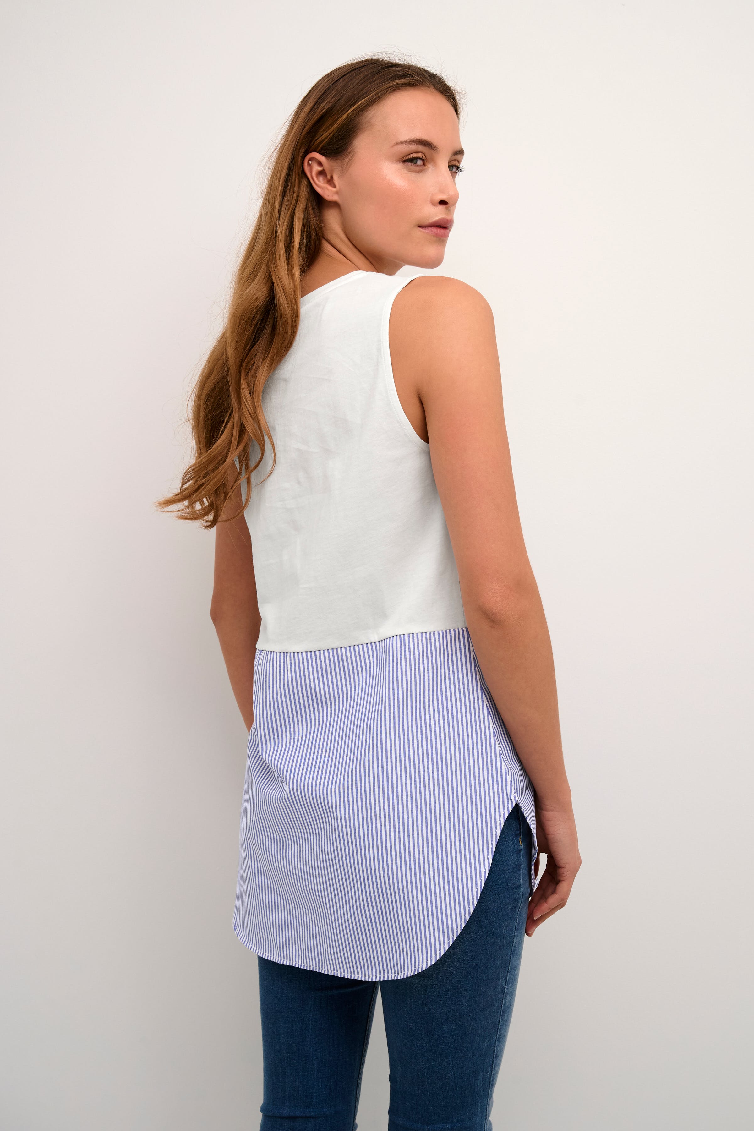 CUdelphina Top LOOKBOOK BACK 50111029-106402