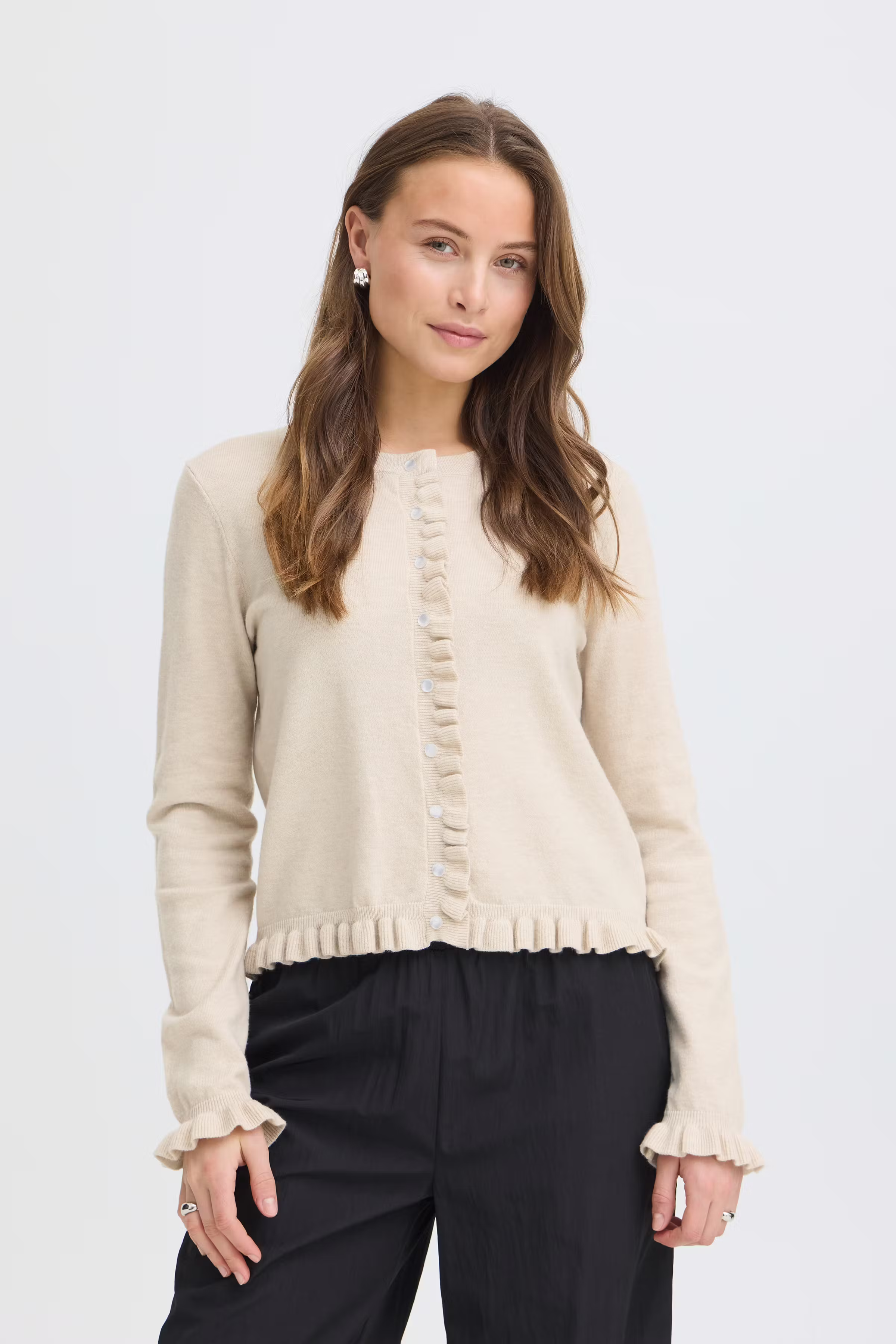 BYXMARSINE Cardigan LOOKBOOK FRONT 20819911-1513041