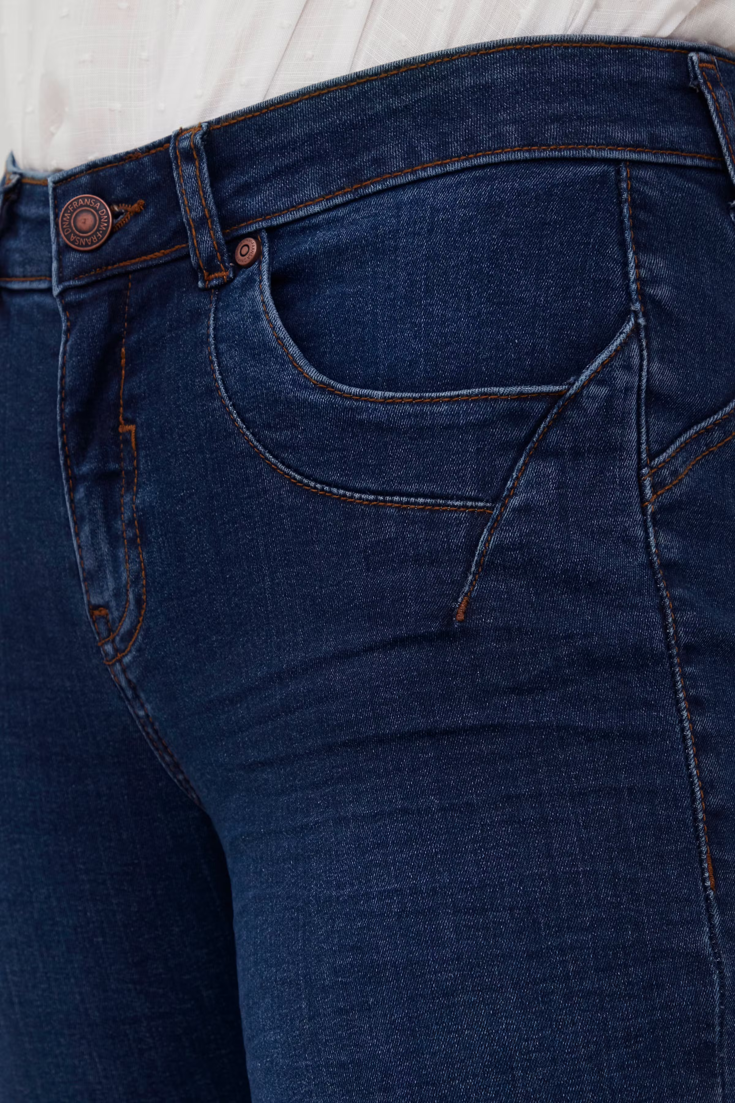 FROVER Jeans LOOKBOOK DETAIL 20608352-200070